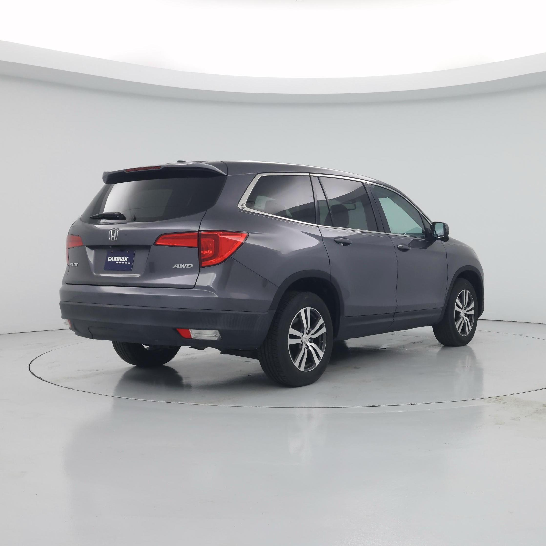 Thumbnail: 2018 Honda Pilot - 8