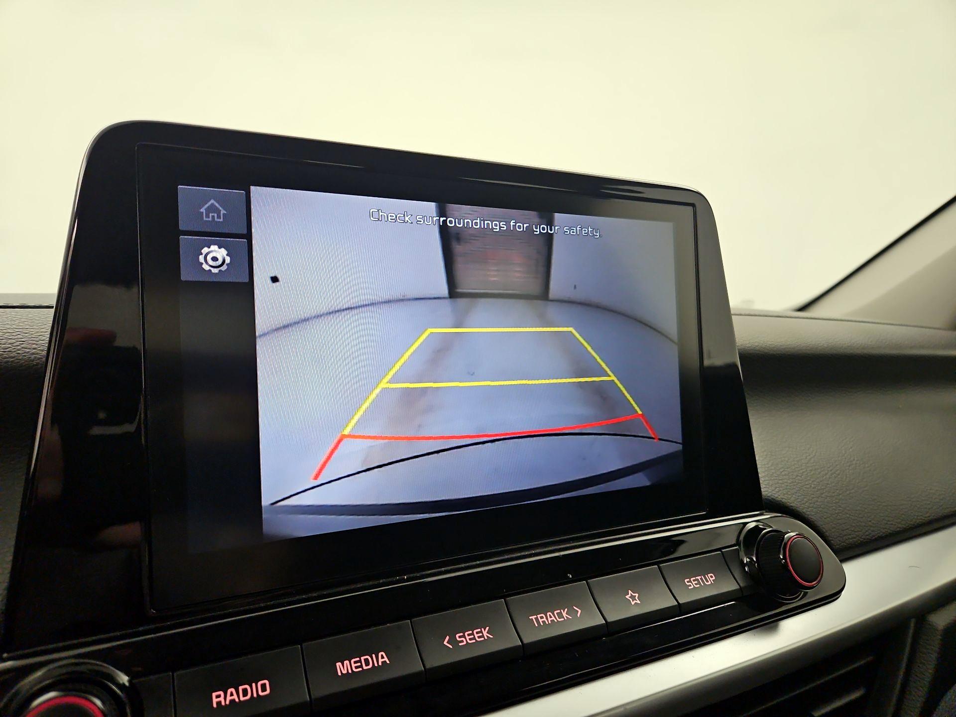 Thumbnail: 2022 Kia Forte - 14