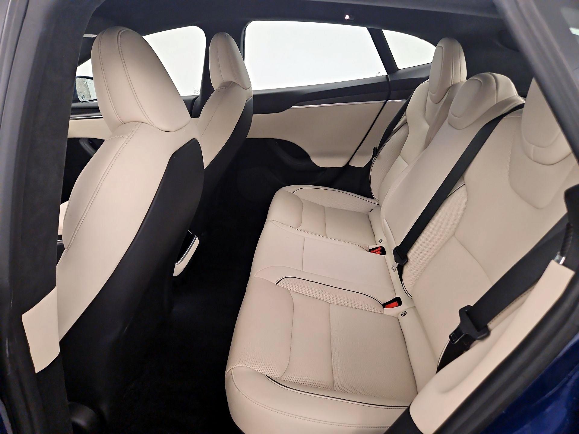 Thumbnail: 2022 Tesla Model S - 19