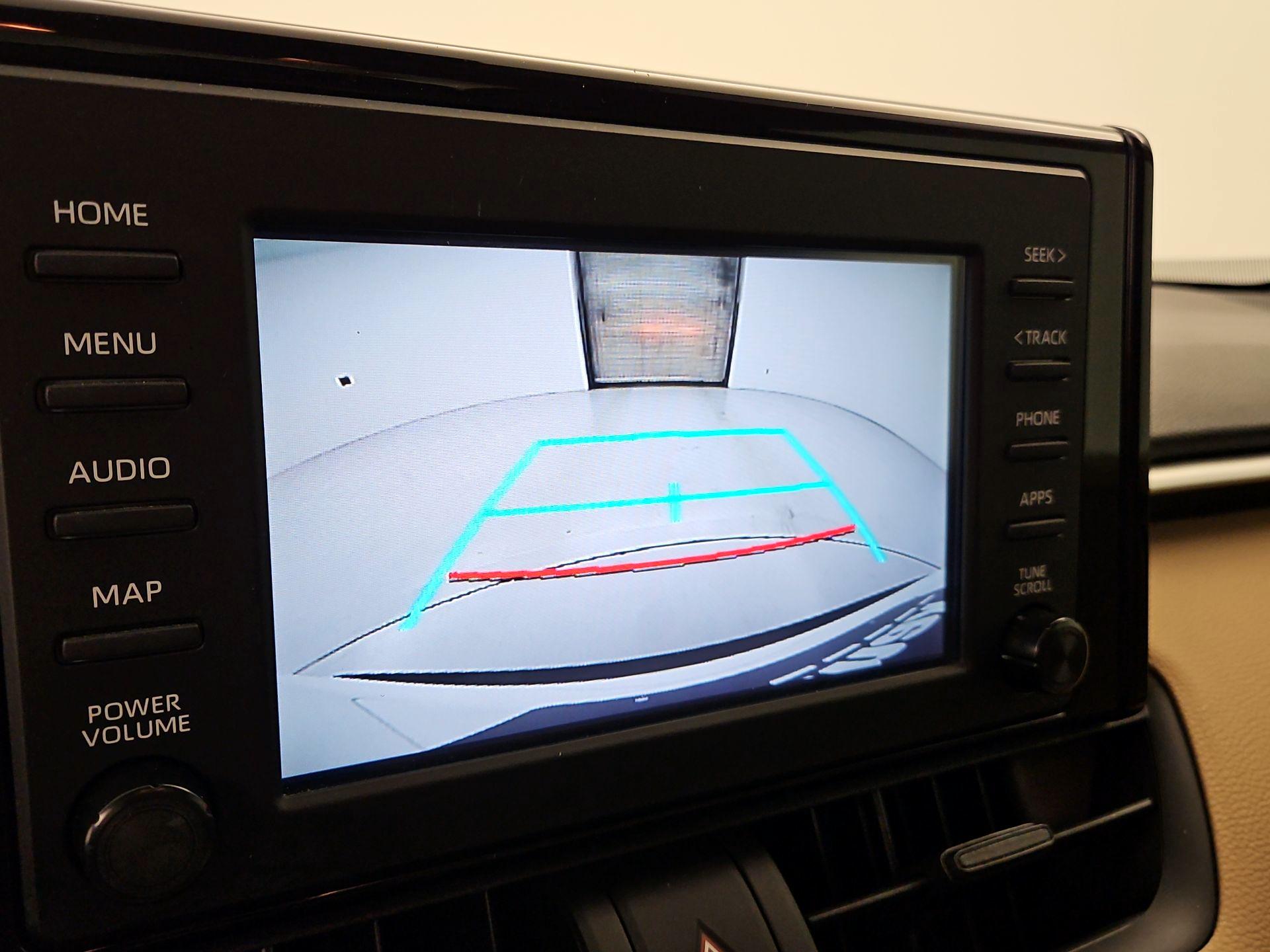 Thumbnail: 2019 Toyota RAV4 - 14