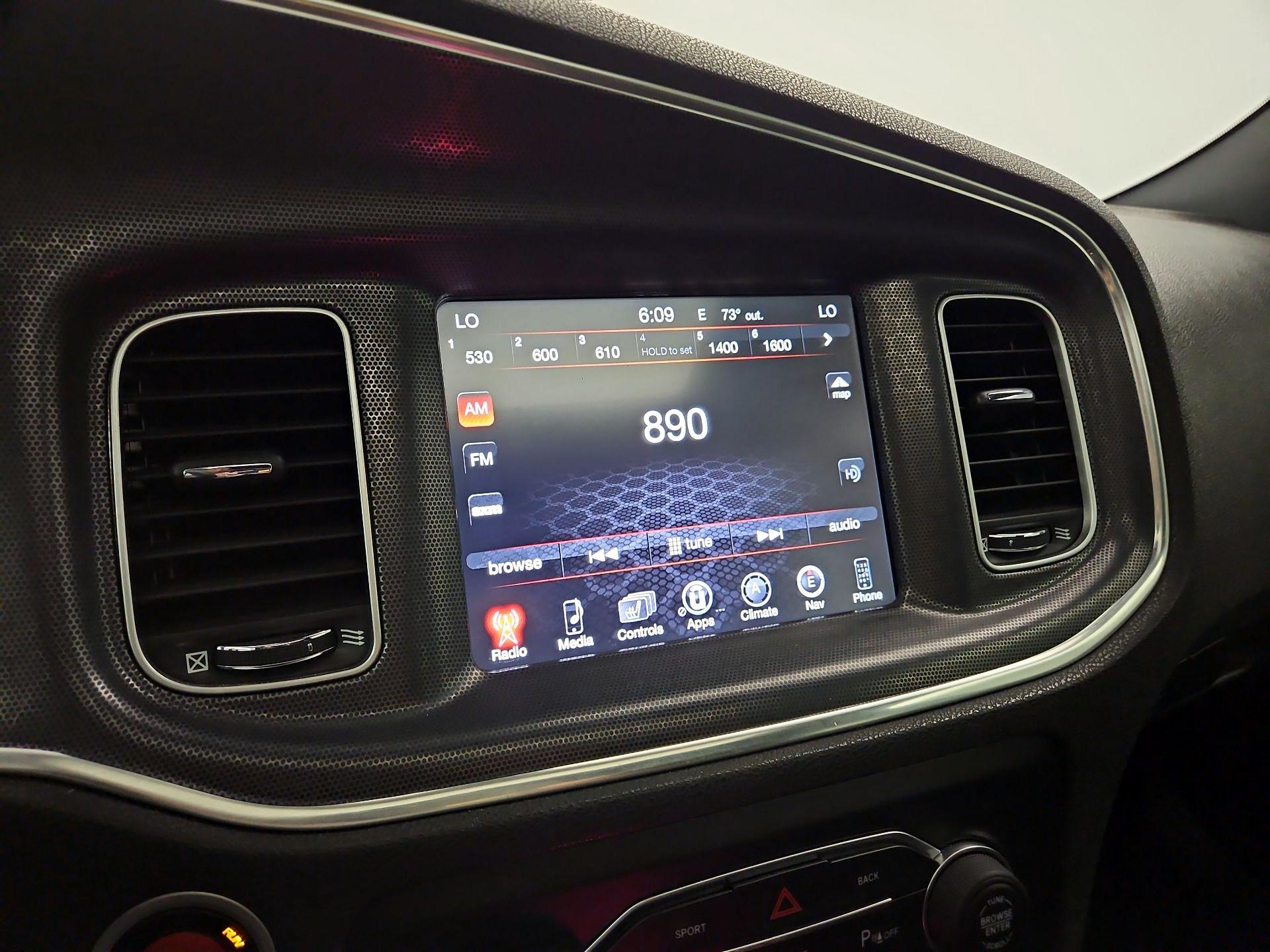 Thumbnail: 2016 Dodge Charger - 14