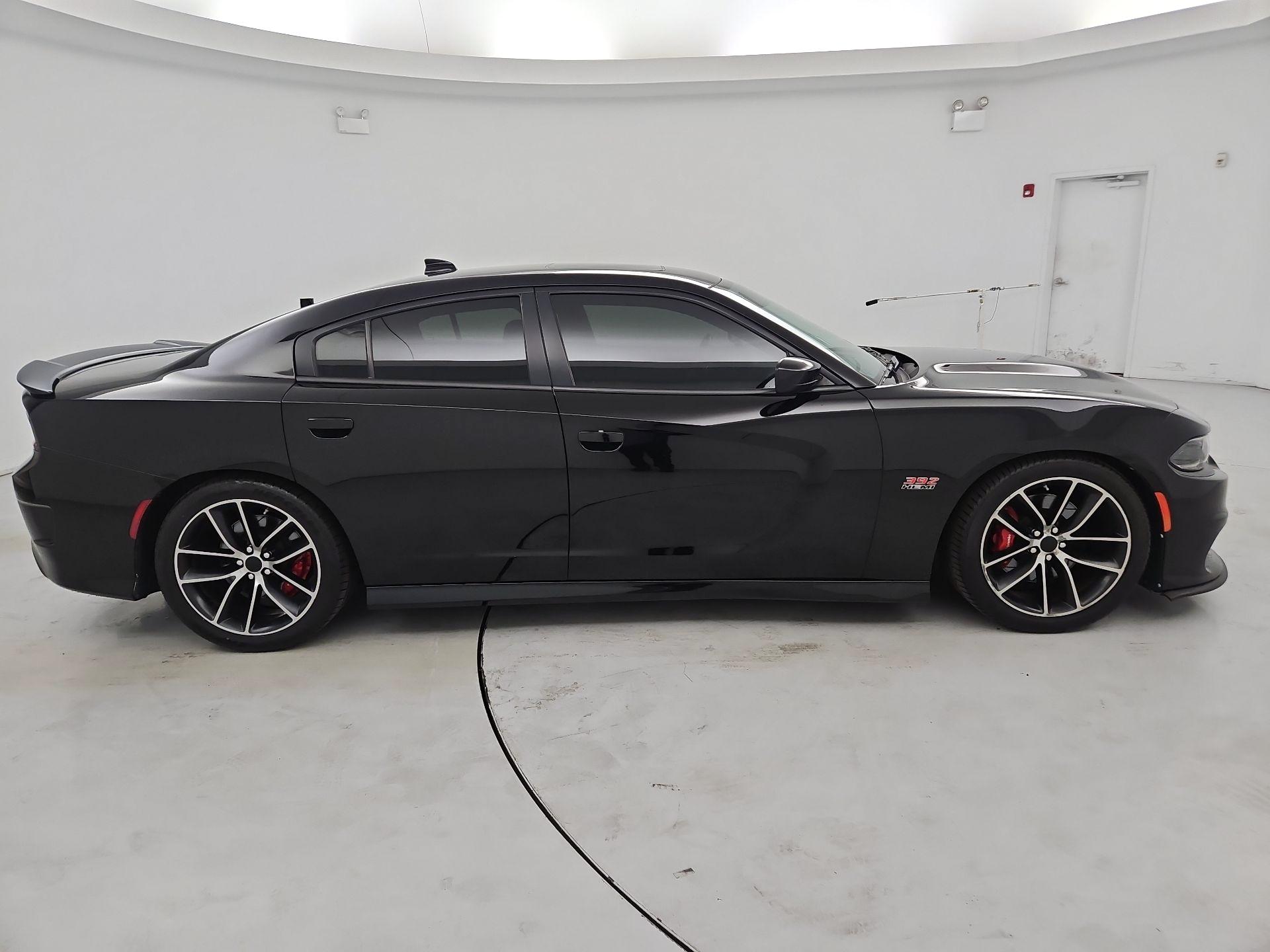 Thumbnail: 2016 Dodge Charger - 4