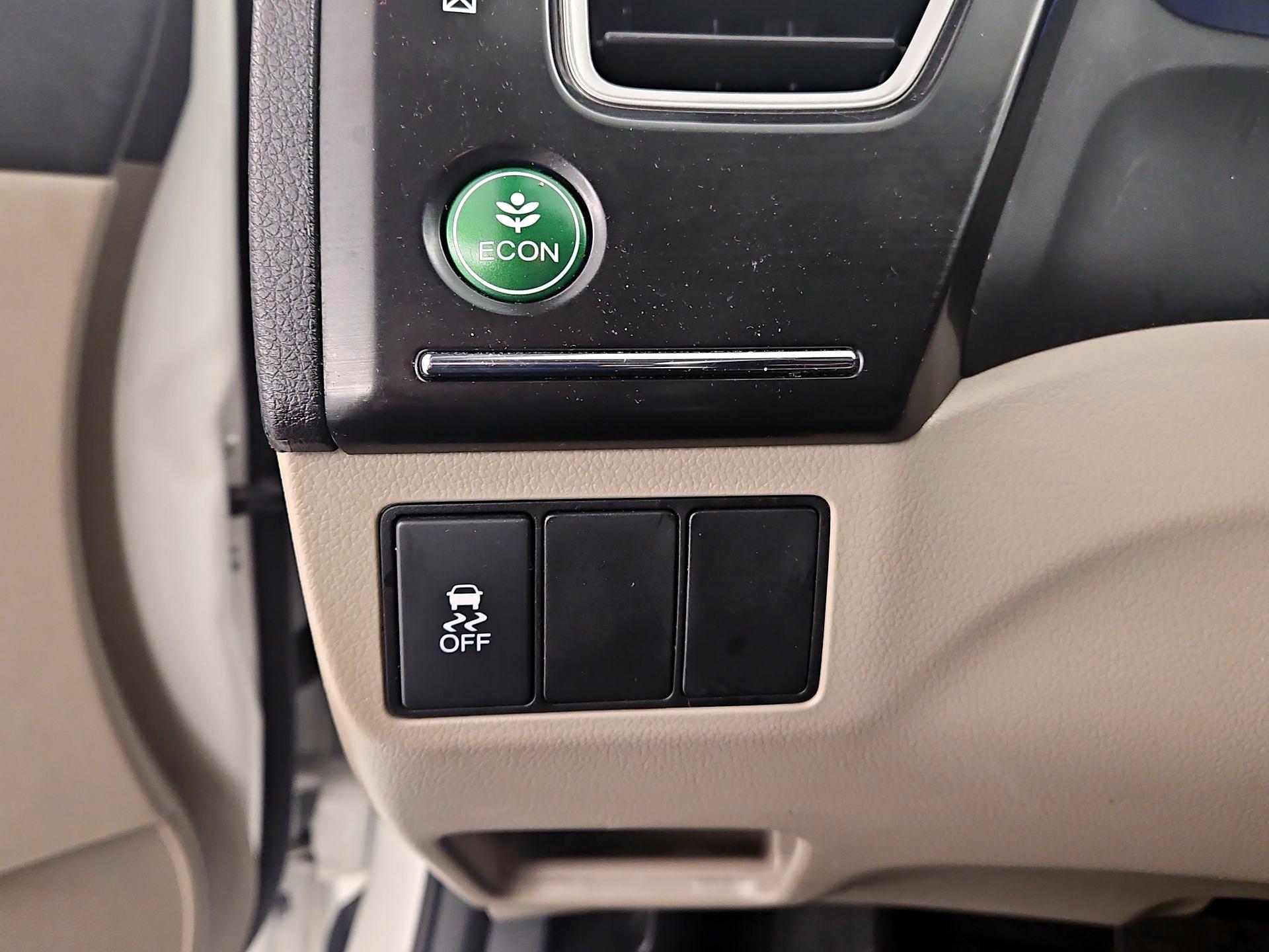 Thumbnail: 2015 Honda Civic - 13