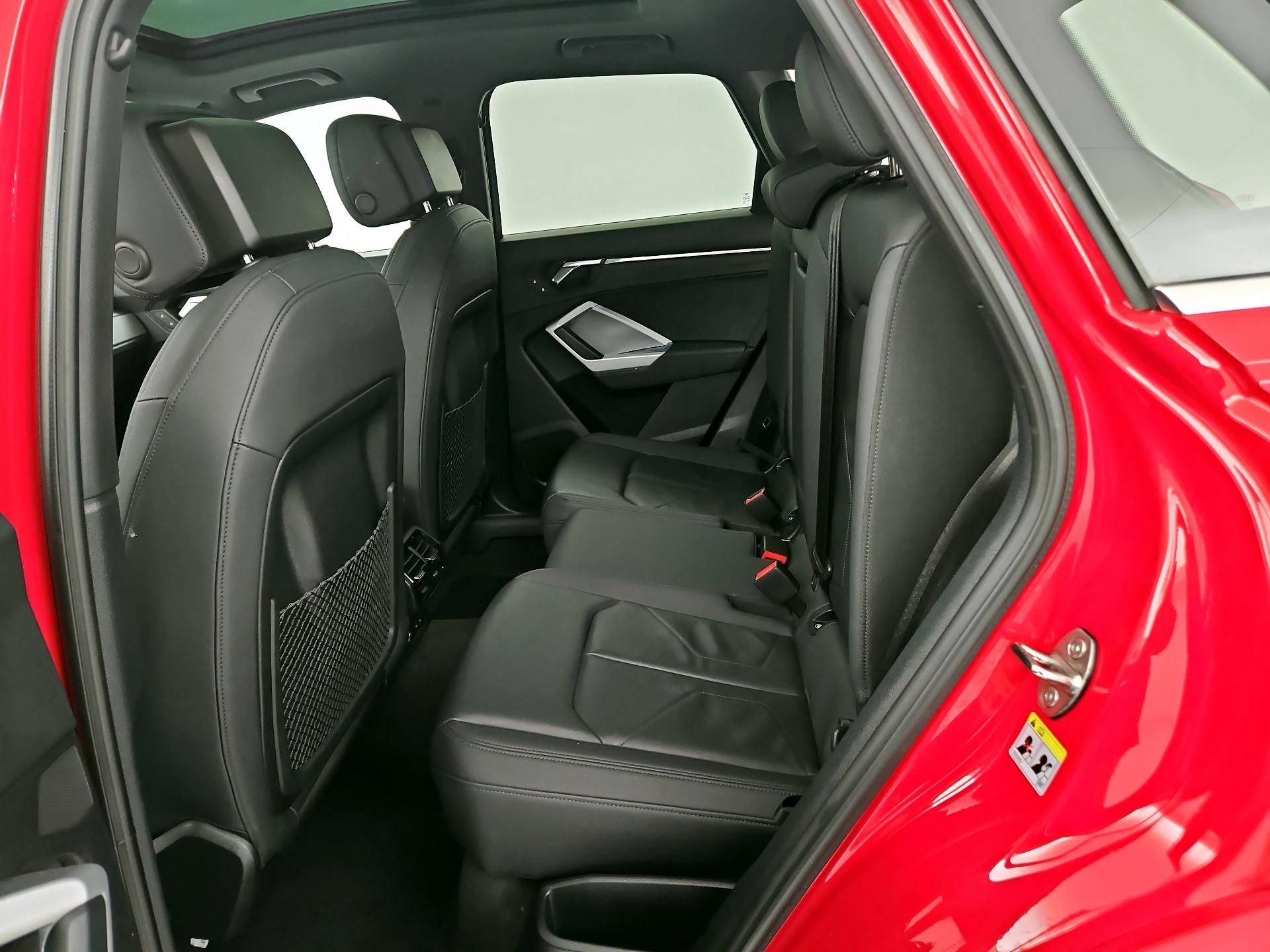 Thumbnail: 2023 Audi Q3 - 20