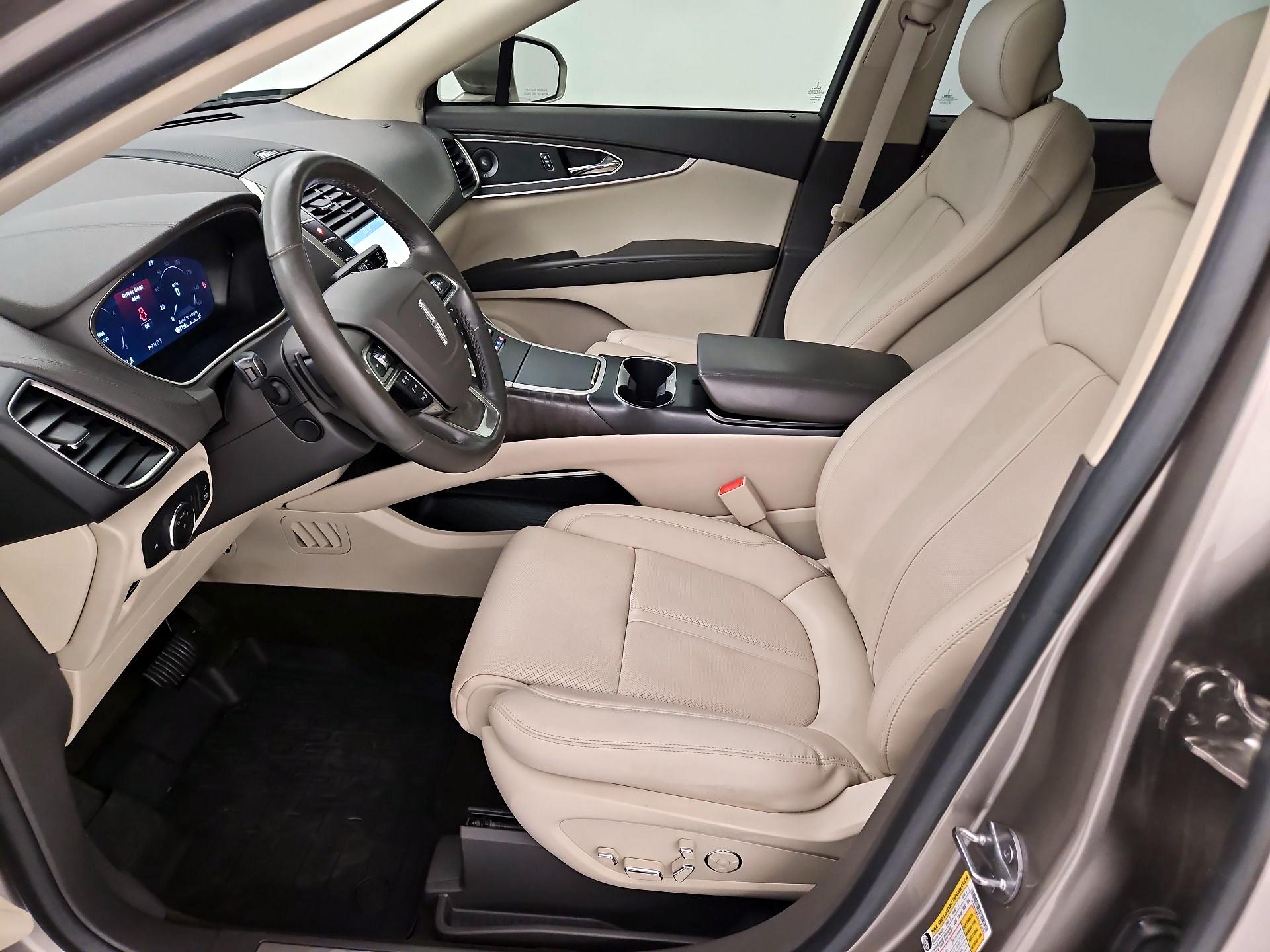 Thumbnail: 2020 Lincoln Nautilus - 11