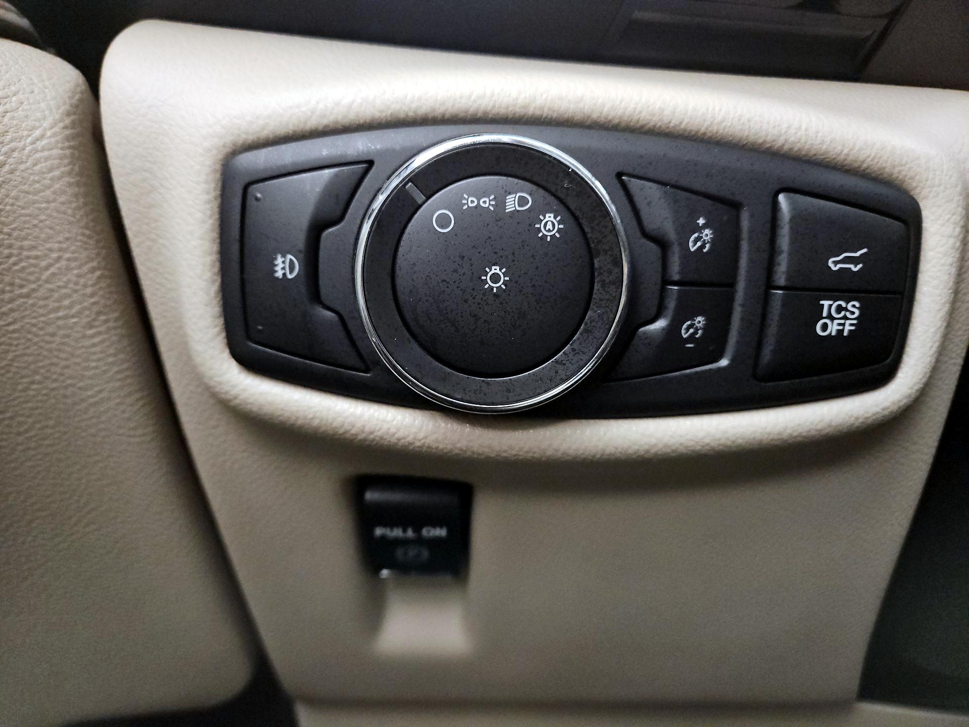 Thumbnail: 2020 Lincoln Nautilus - 13