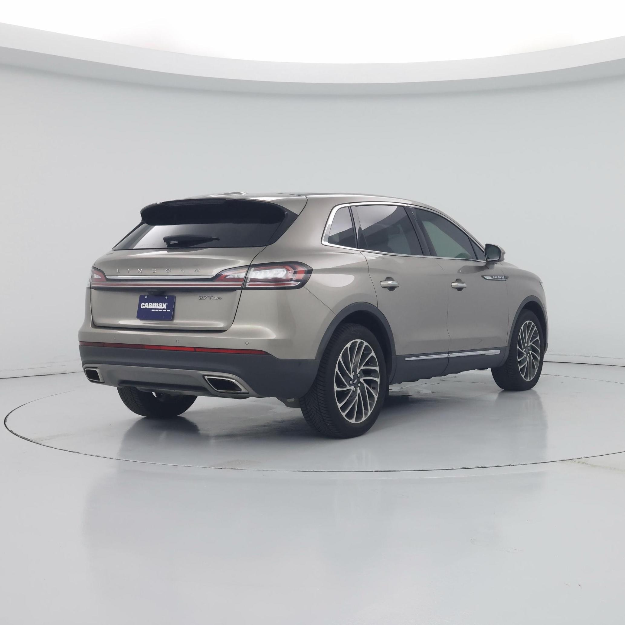 Thumbnail: 2020 Lincoln Nautilus - 8