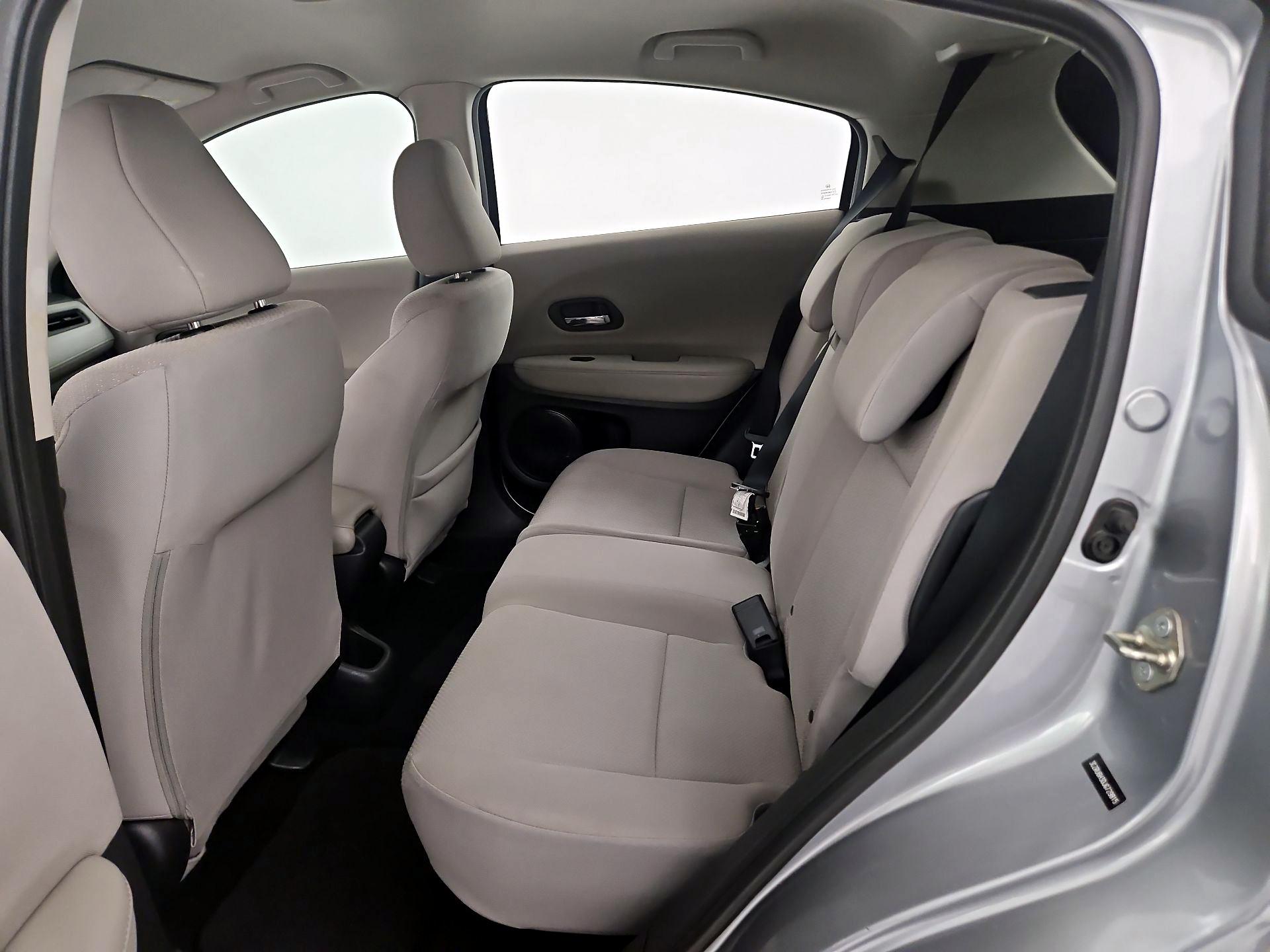 Thumbnail: 2018 Honda HR-V - 17