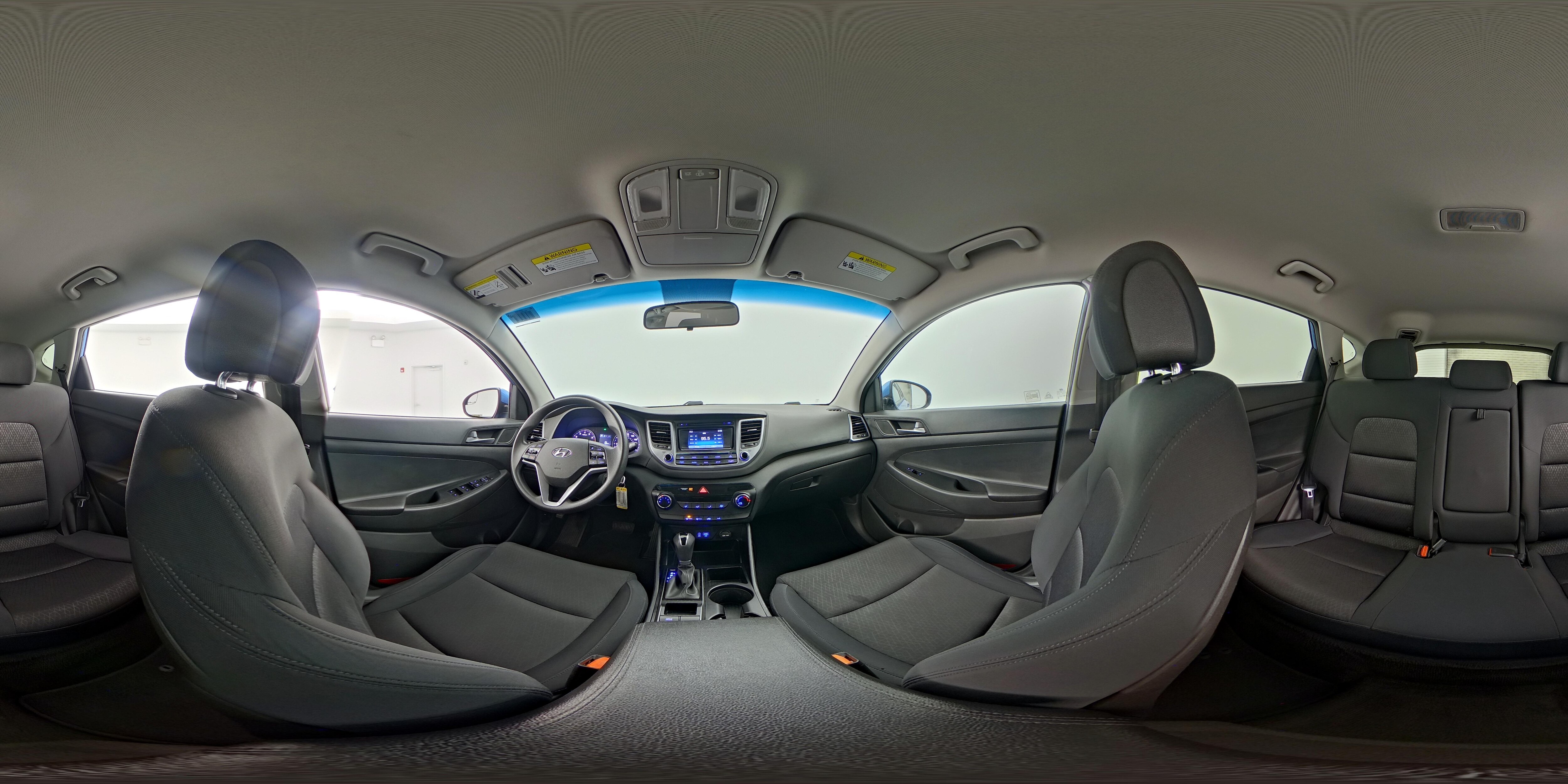 2017 Hyundai Tucson SE - Photo 24