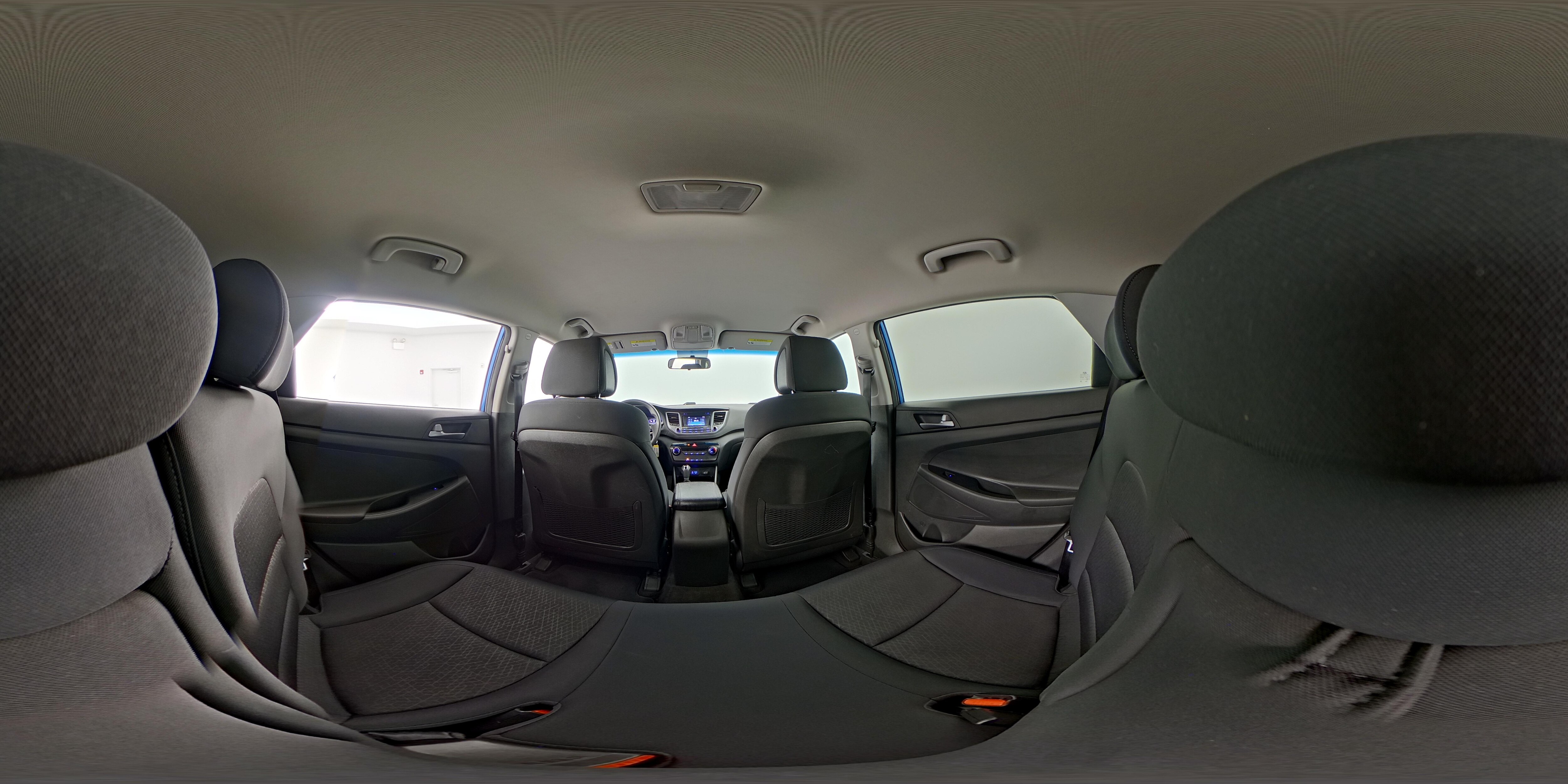 2017 Hyundai Tucson SE - Photo 25