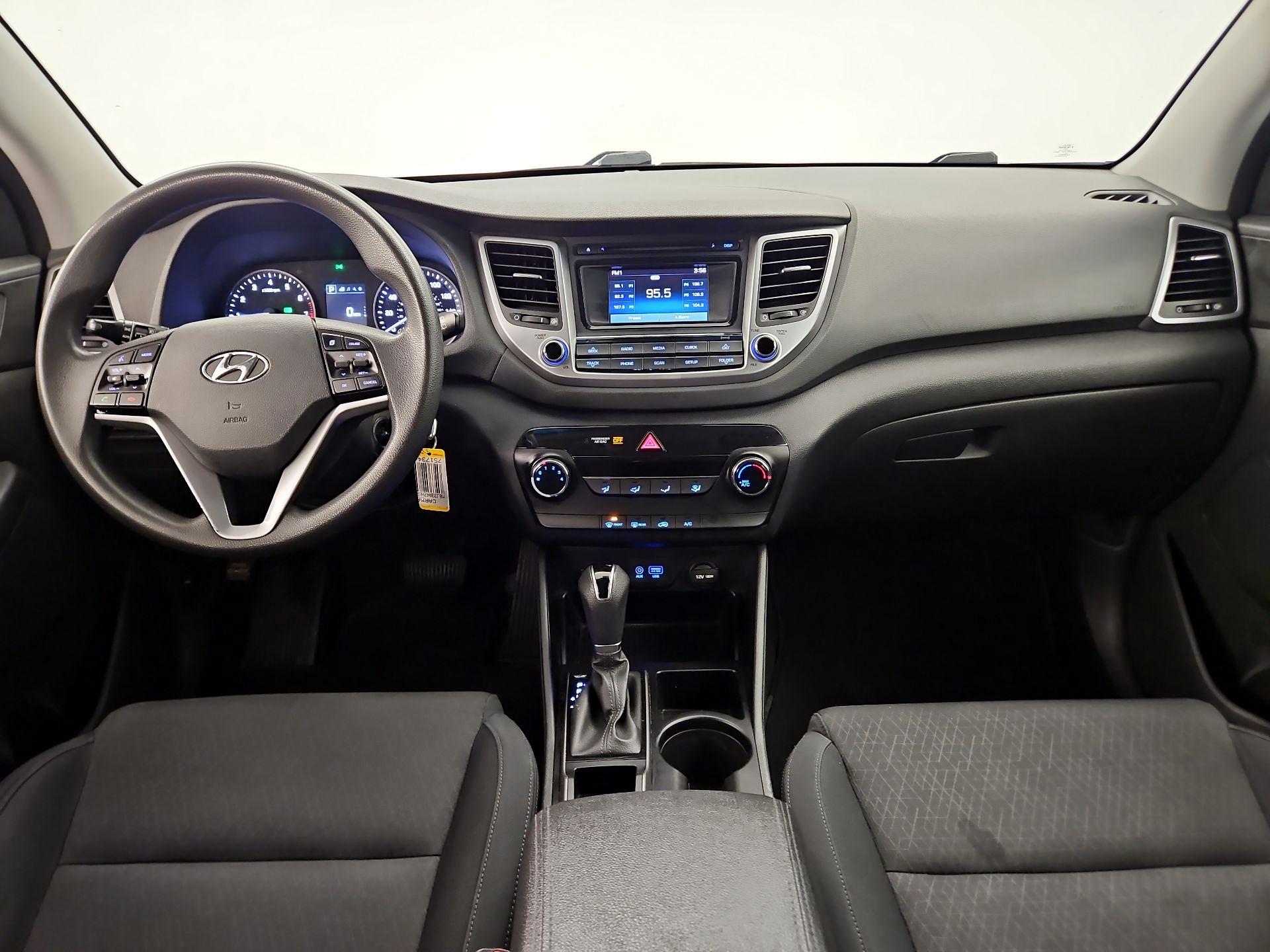 Thumbnail: 2017 Hyundai Tucson - 9