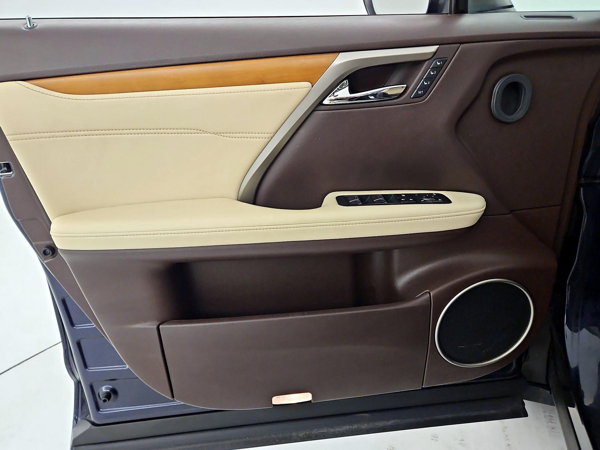 Thumbnail: 2019 Lexus RX - 12