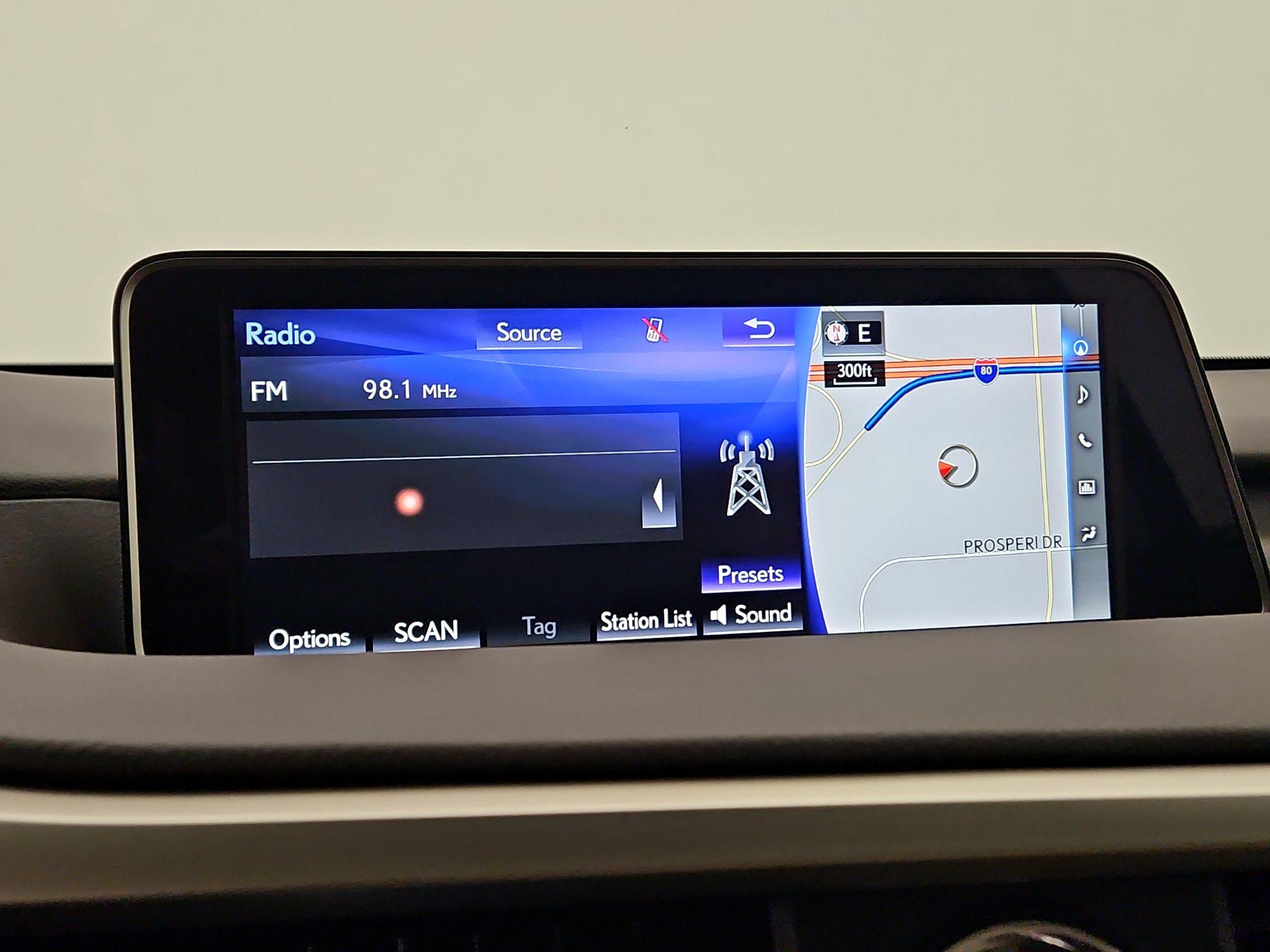 Thumbnail: 2019 Lexus RX - 16