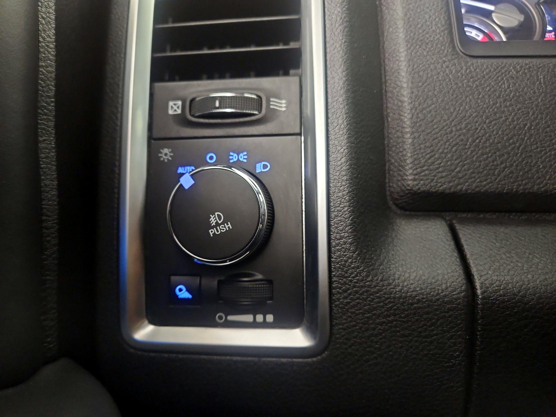 Thumbnail: 2016 RAM 1500 - 13