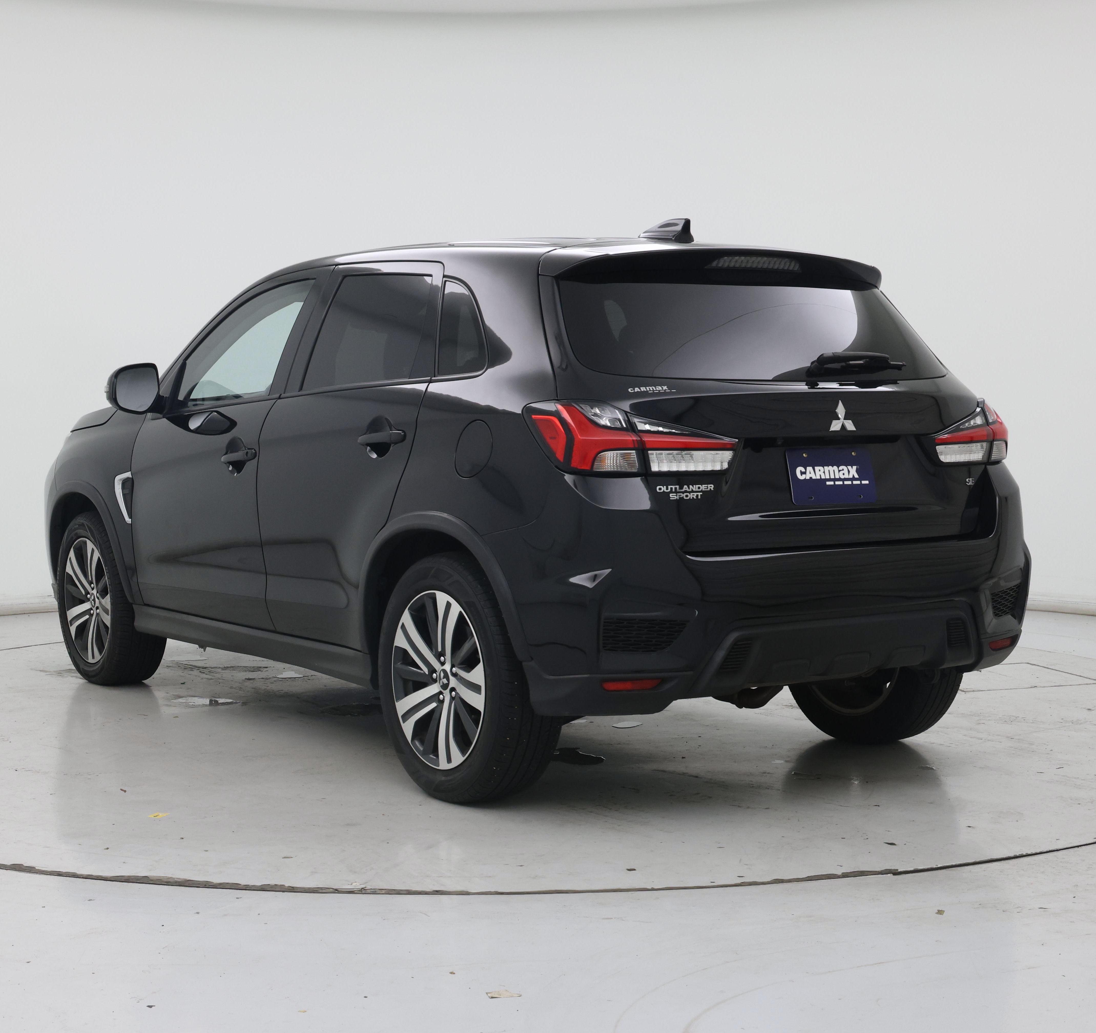 Thumbnail: 2020 Mitsubishi Outlander Sport - 2