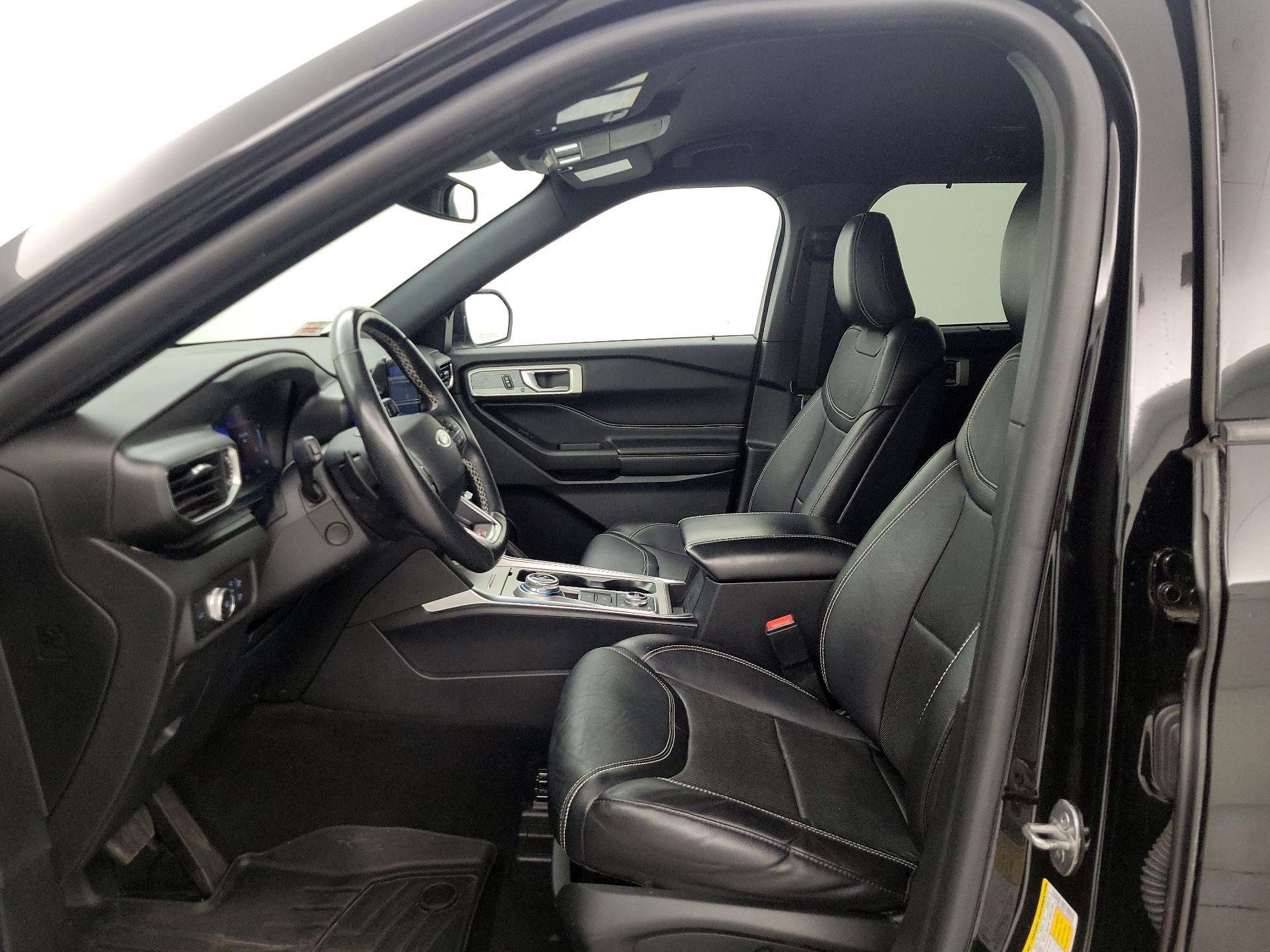 Thumbnail: 2020 Ford Explorer - 11