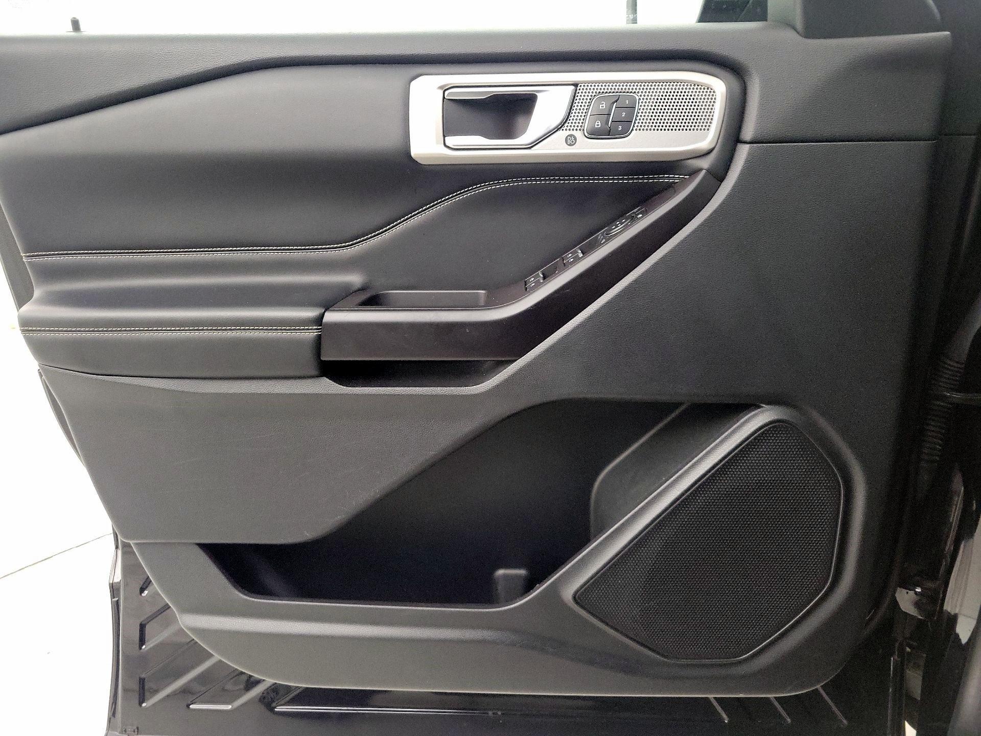 Thumbnail: 2020 Ford Explorer - 12