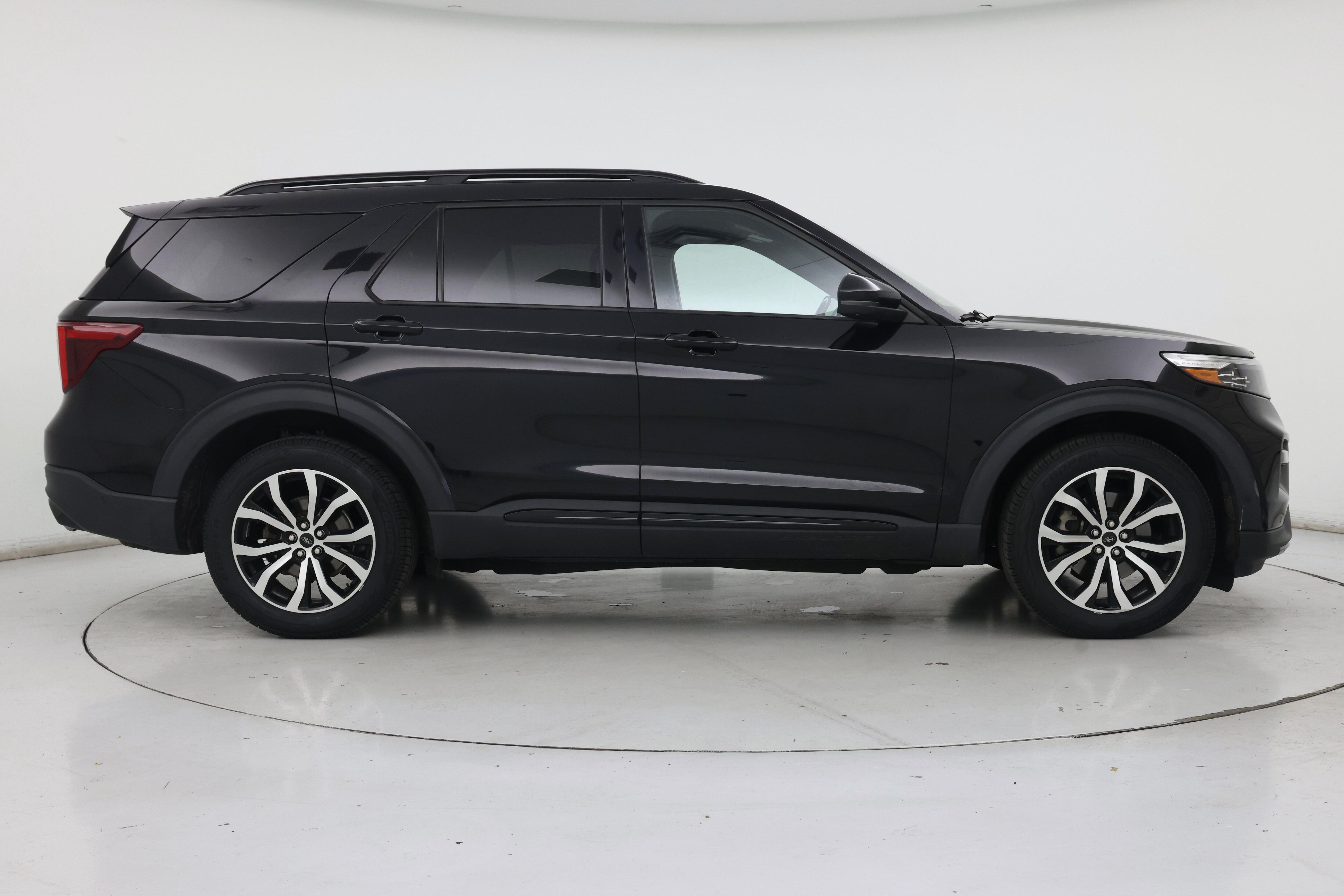 Thumbnail: 2020 Ford Explorer - 7