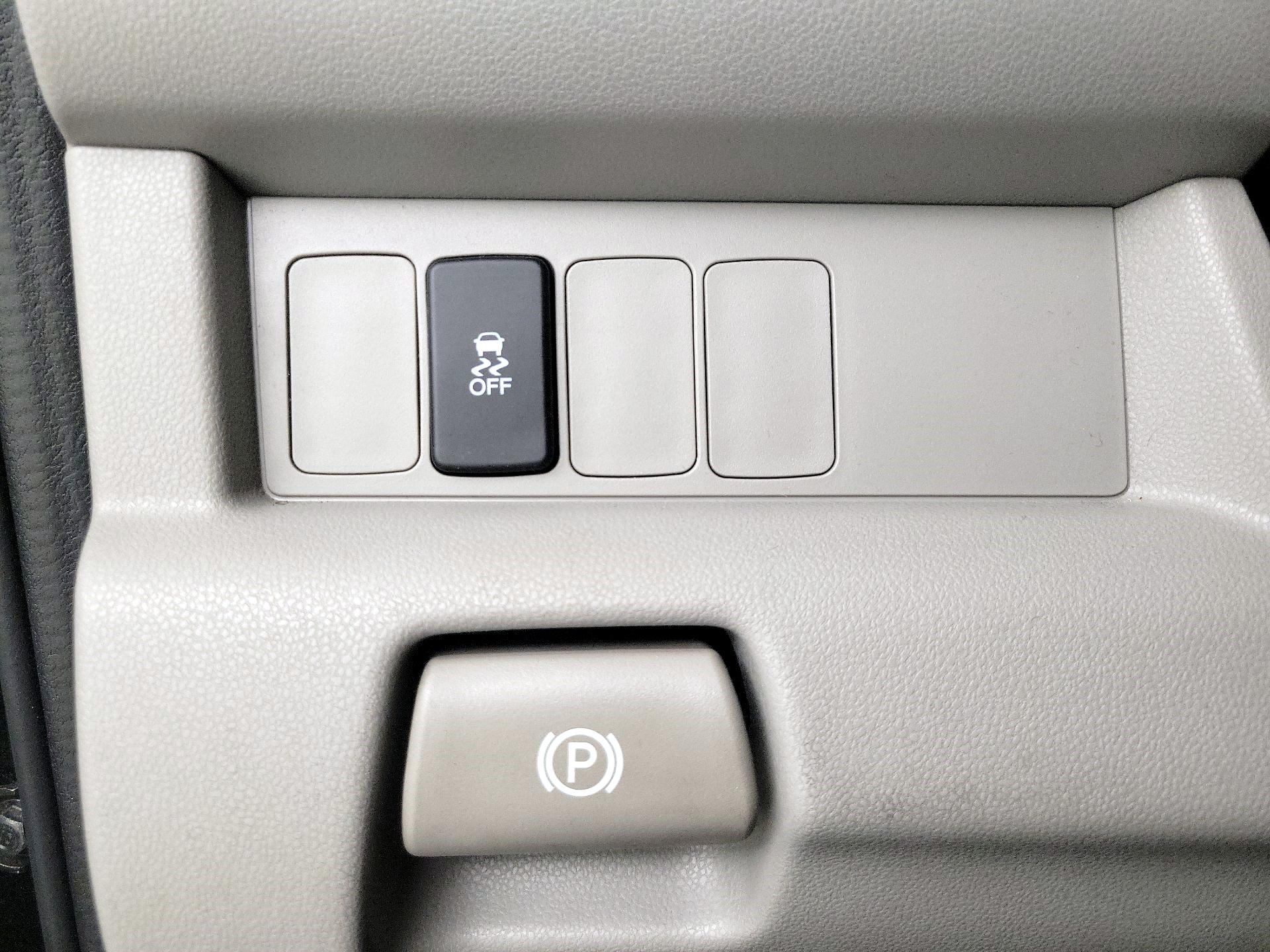 Thumbnail: 2015 Honda Pilot - 13
