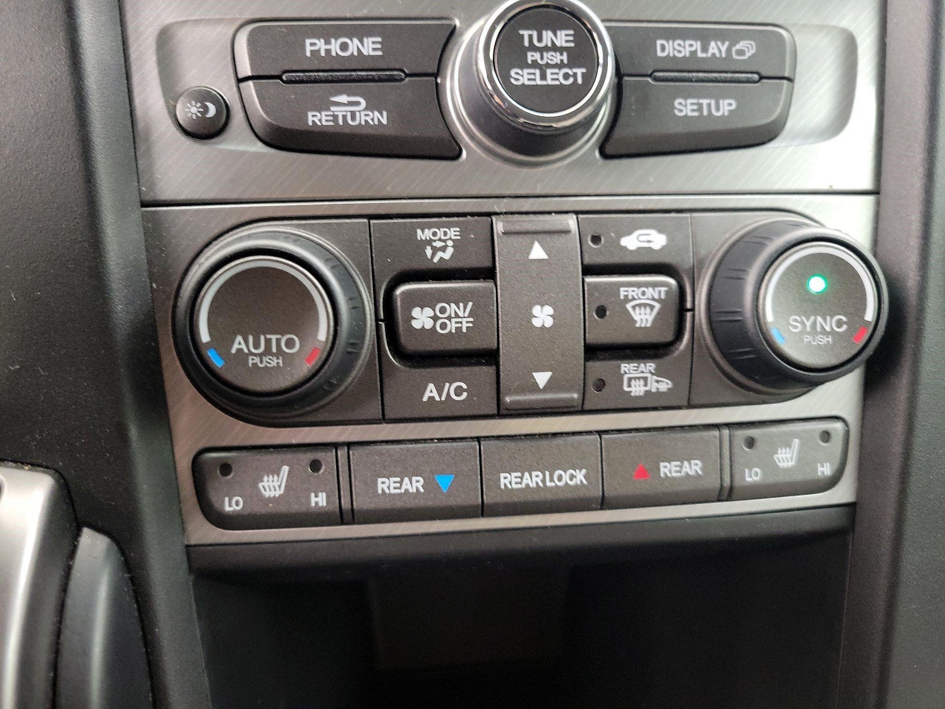 Thumbnail: 2015 Honda Pilot - 16