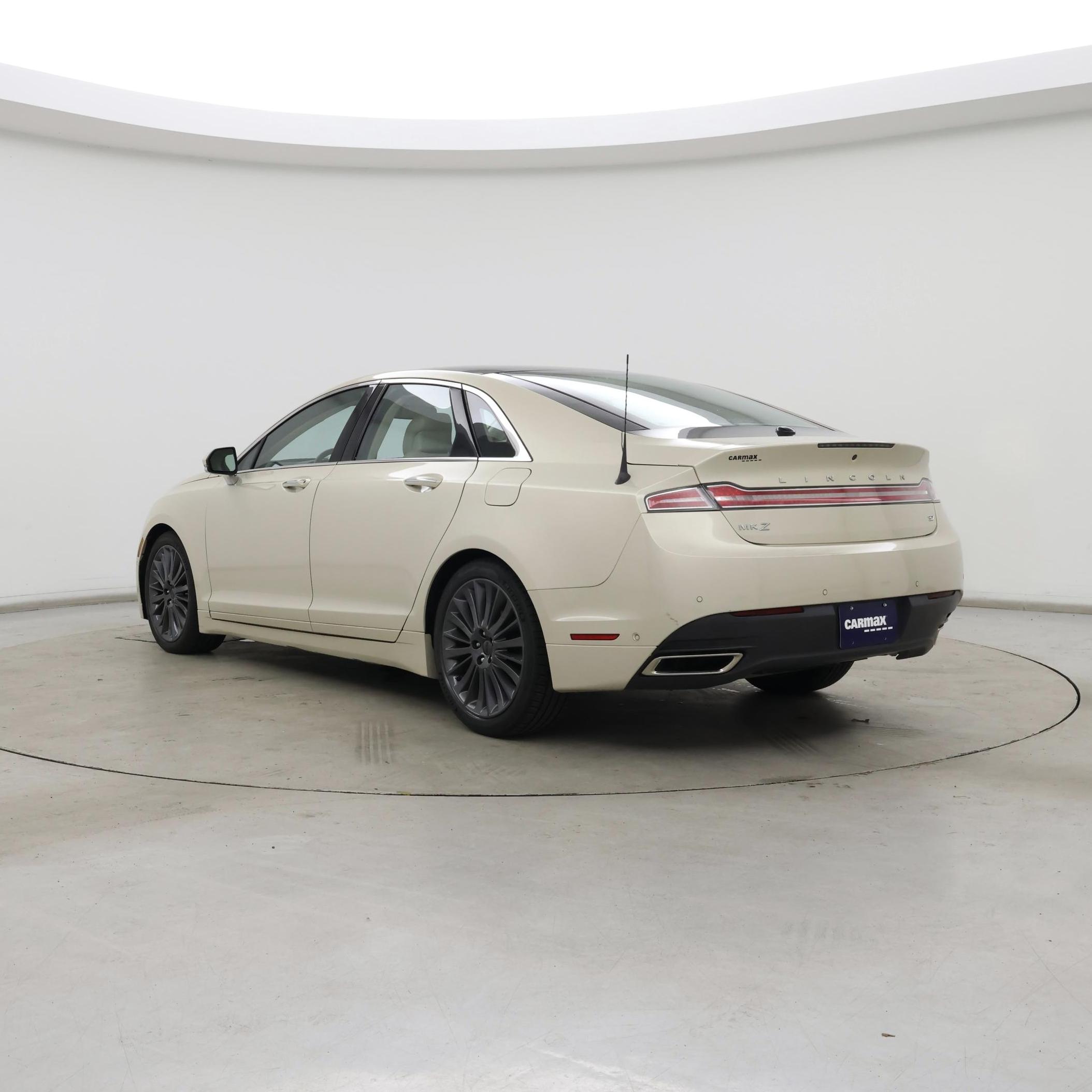 Thumbnail: 2014 Lincoln MKZ - 2
