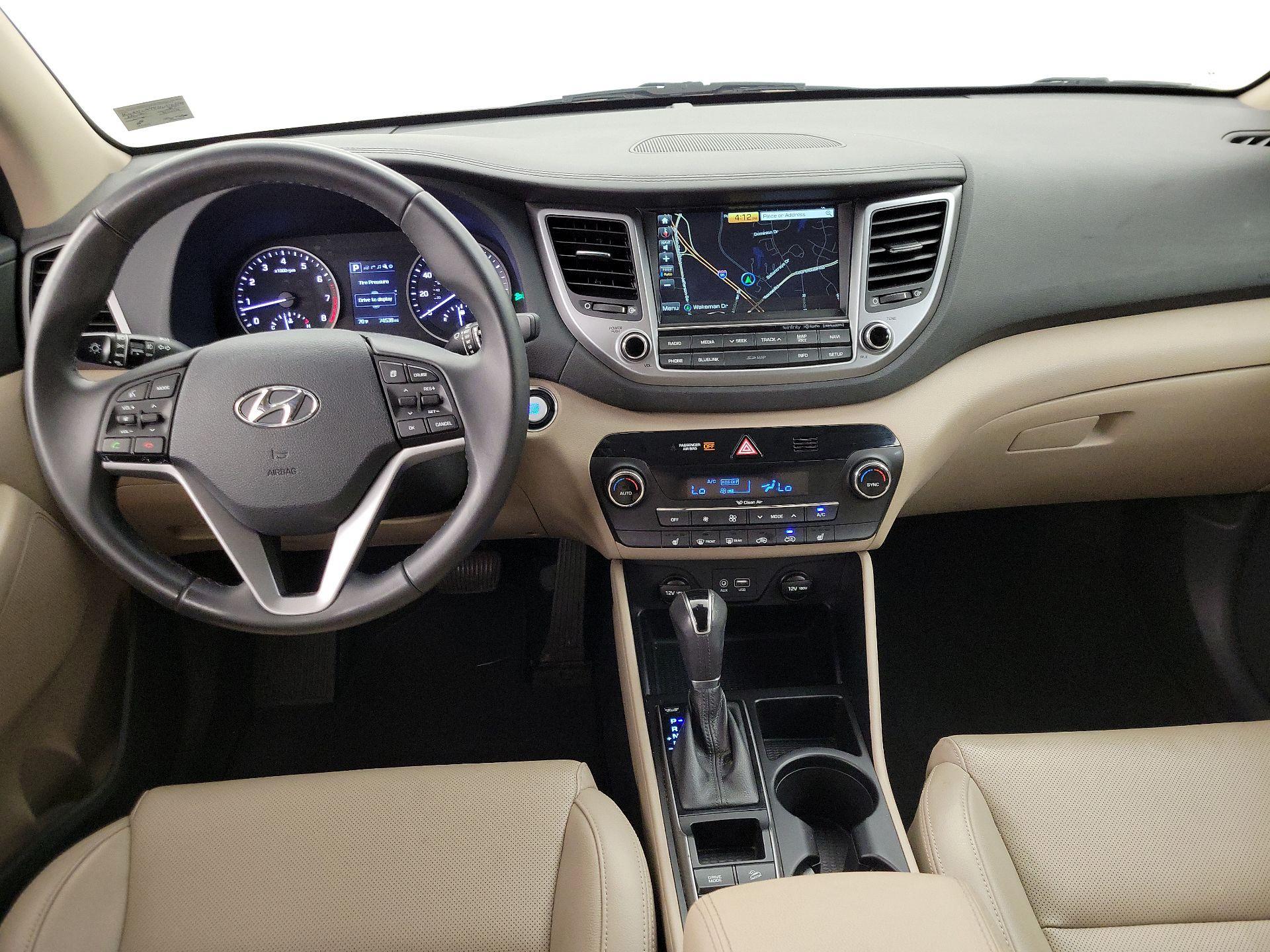 Thumbnail: 2017 Hyundai Tucson - 9