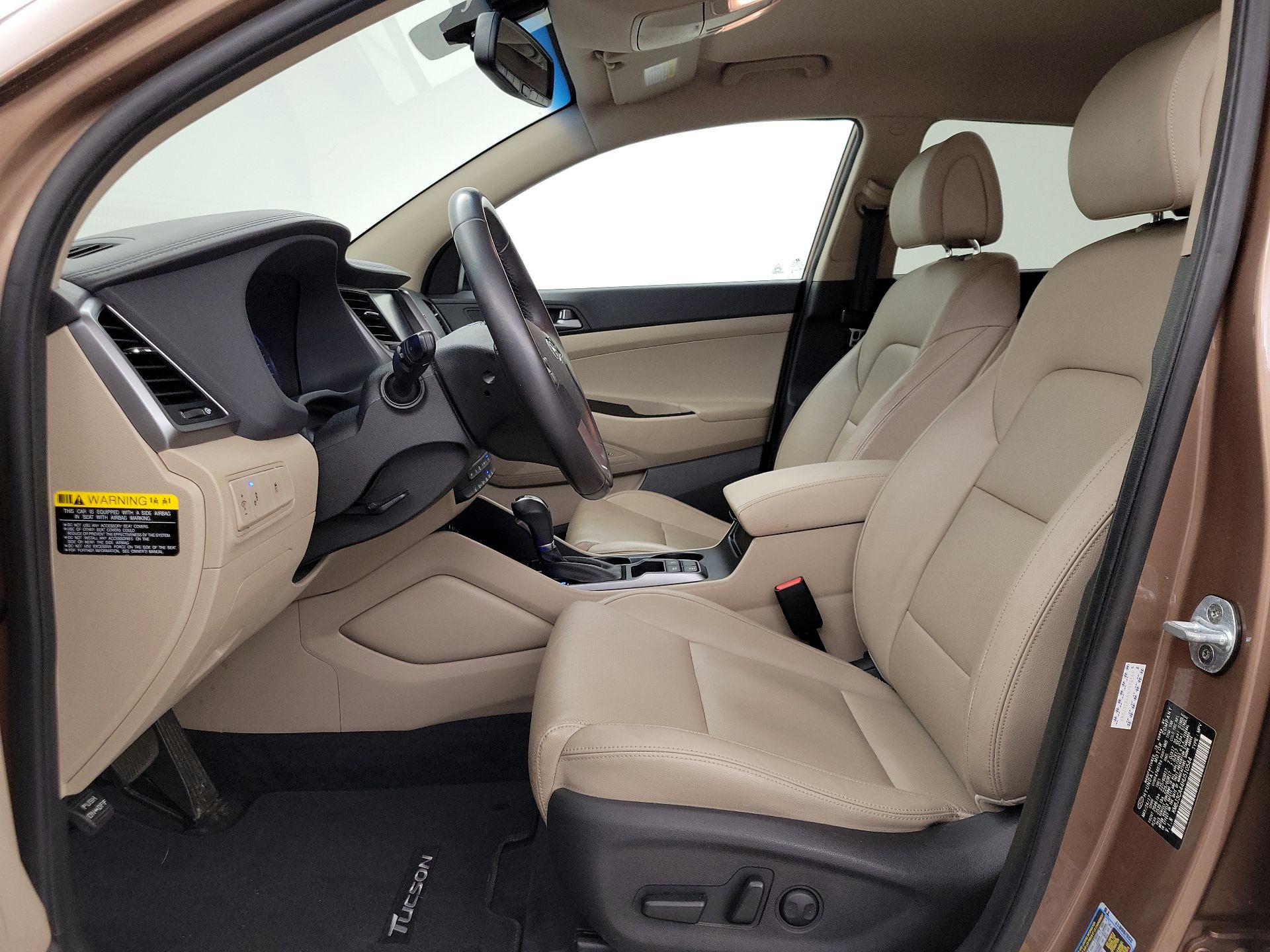 Thumbnail: 2017 Hyundai Tucson - 11