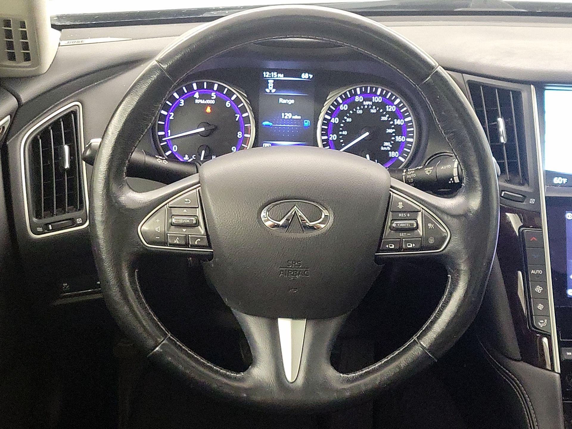Thumbnail: 2014 INFINITI Q50 - 10