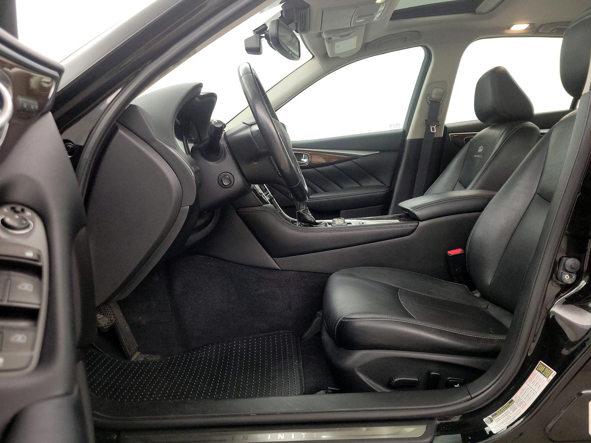 Thumbnail: 2014 INFINITI Q50 - 11