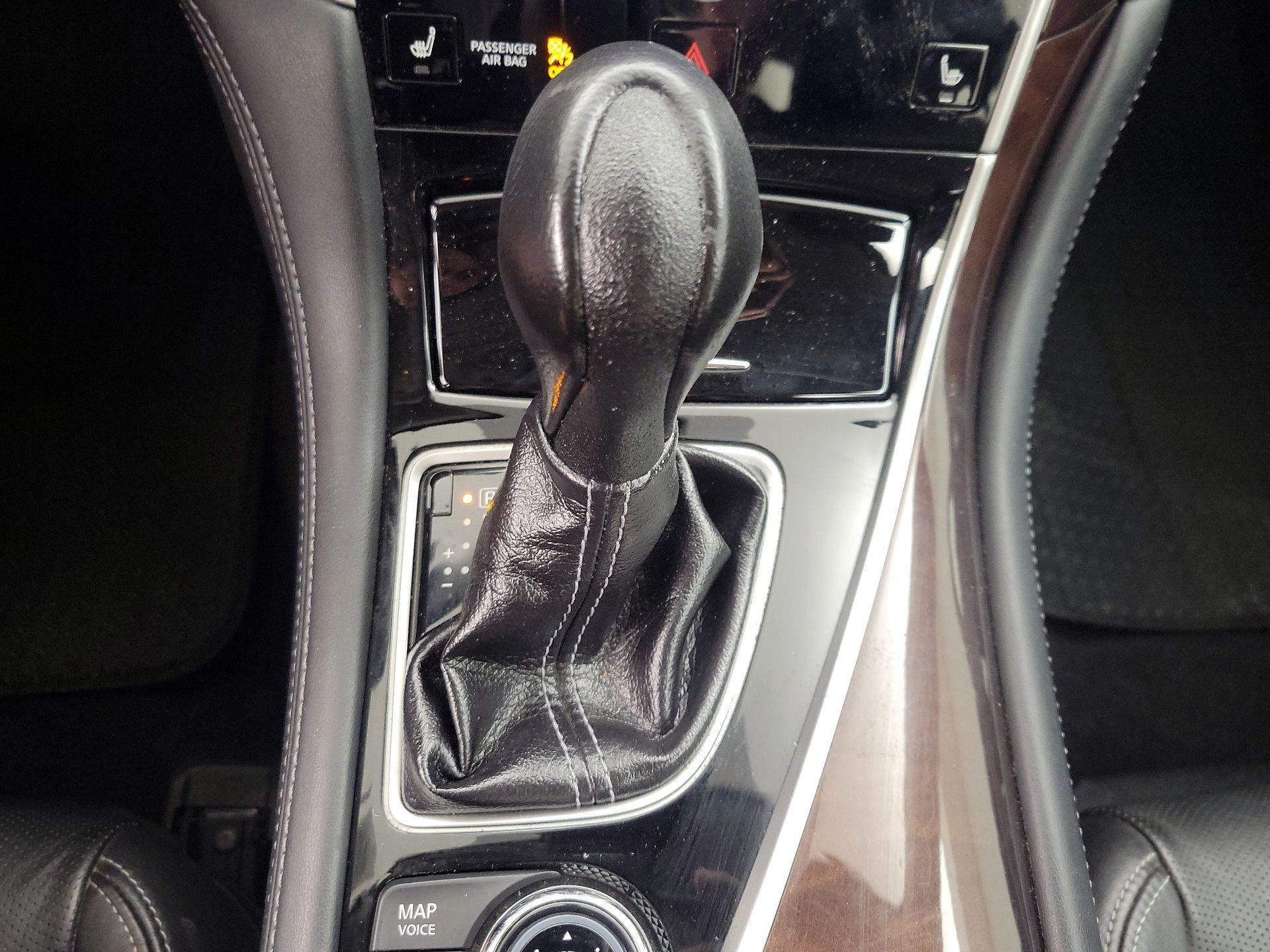 Thumbnail: 2014 INFINITI Q50 - 18