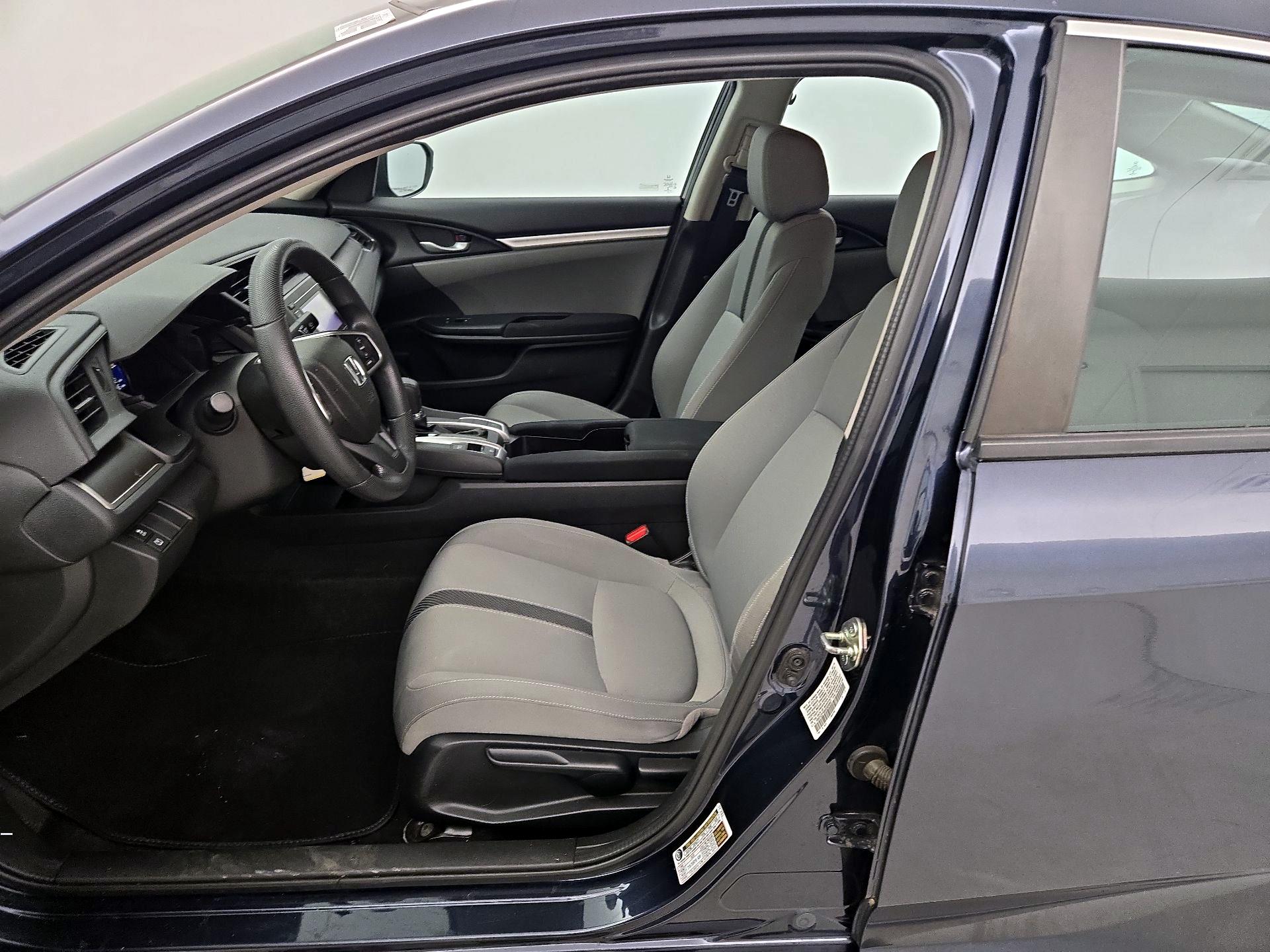 Thumbnail: 2016 Honda Civic - 11