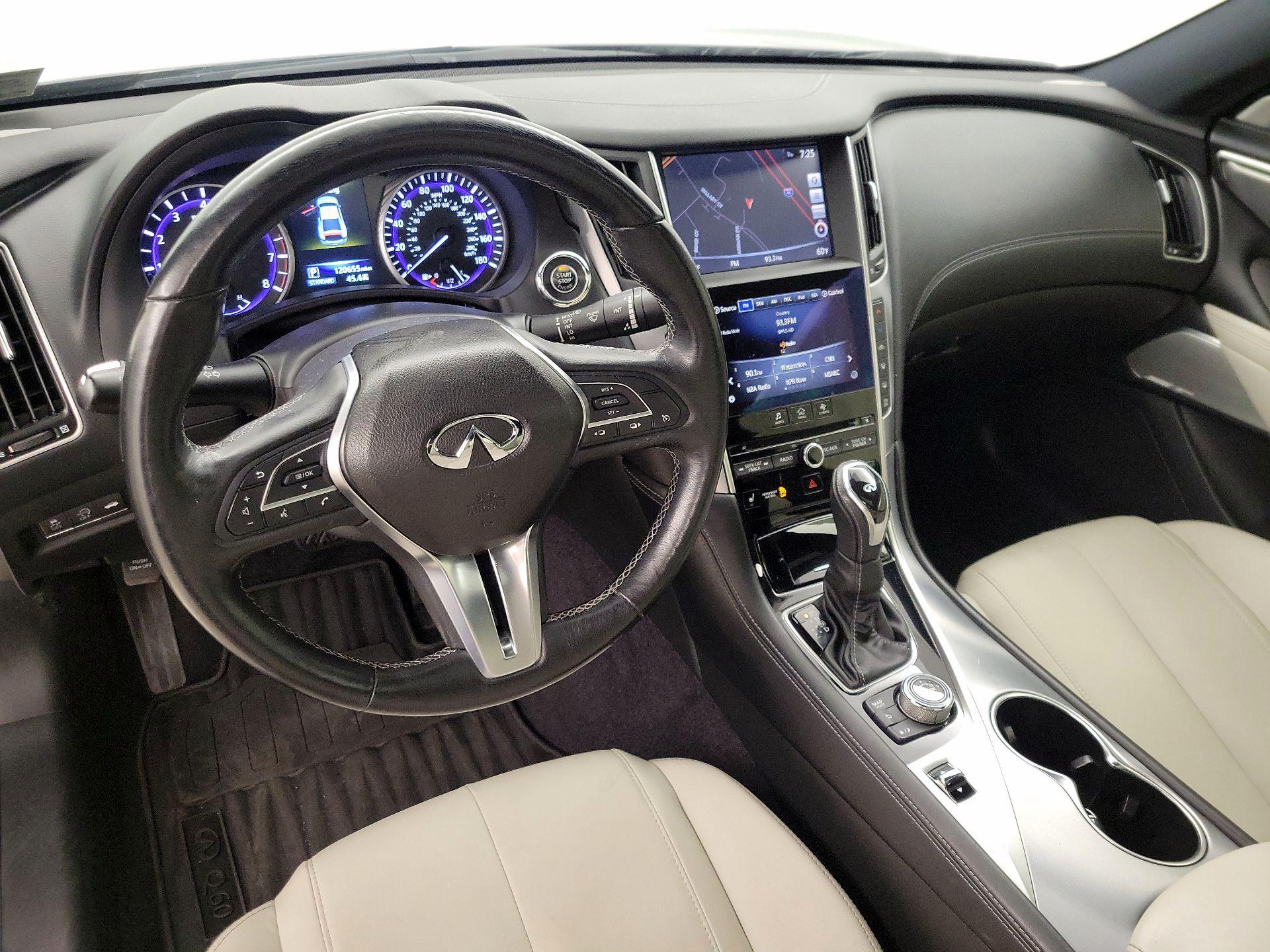 Thumbnail: 2017 INFINITI Q60 - 9