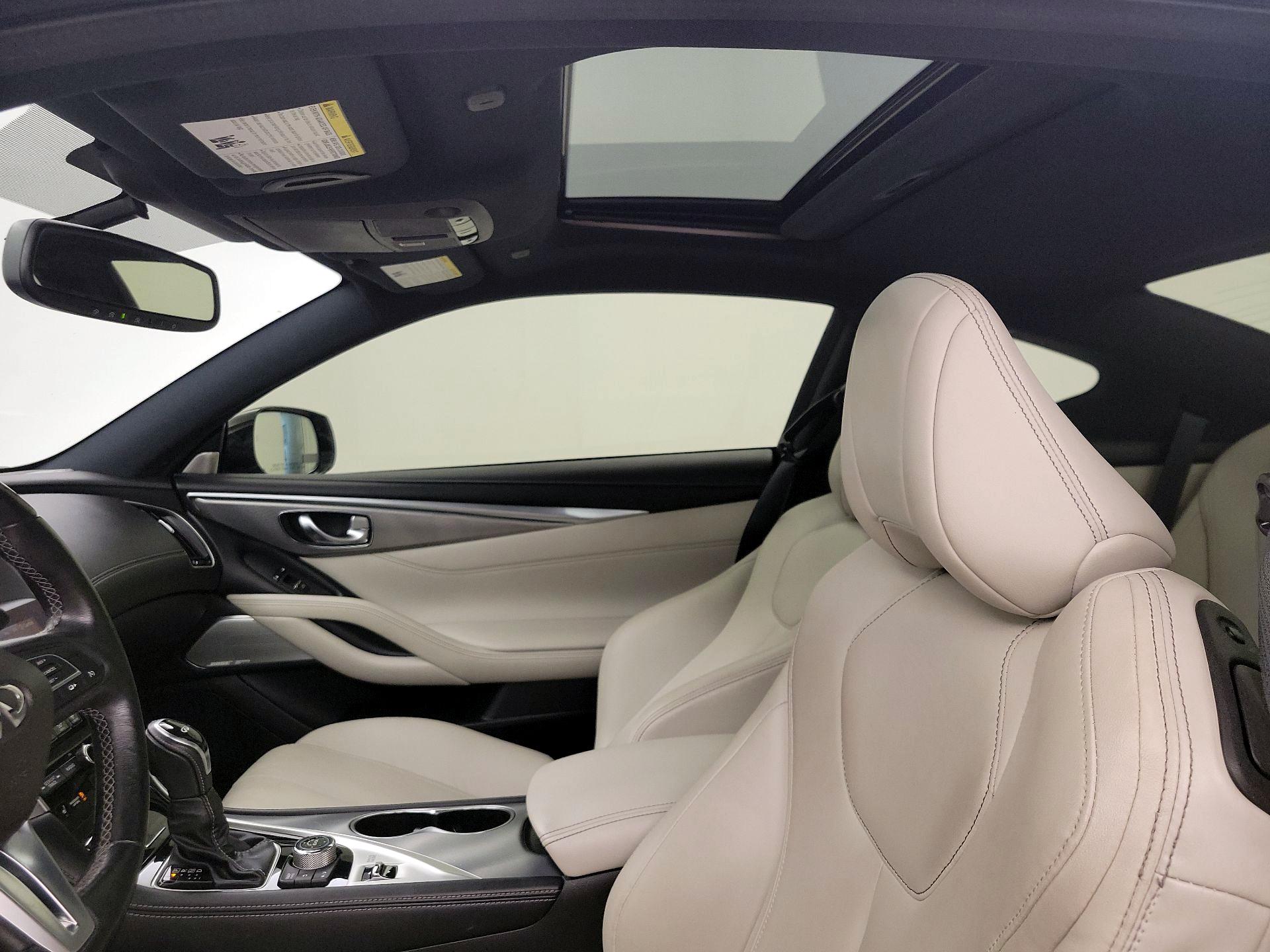 Thumbnail: 2017 INFINITI Q60 - 20