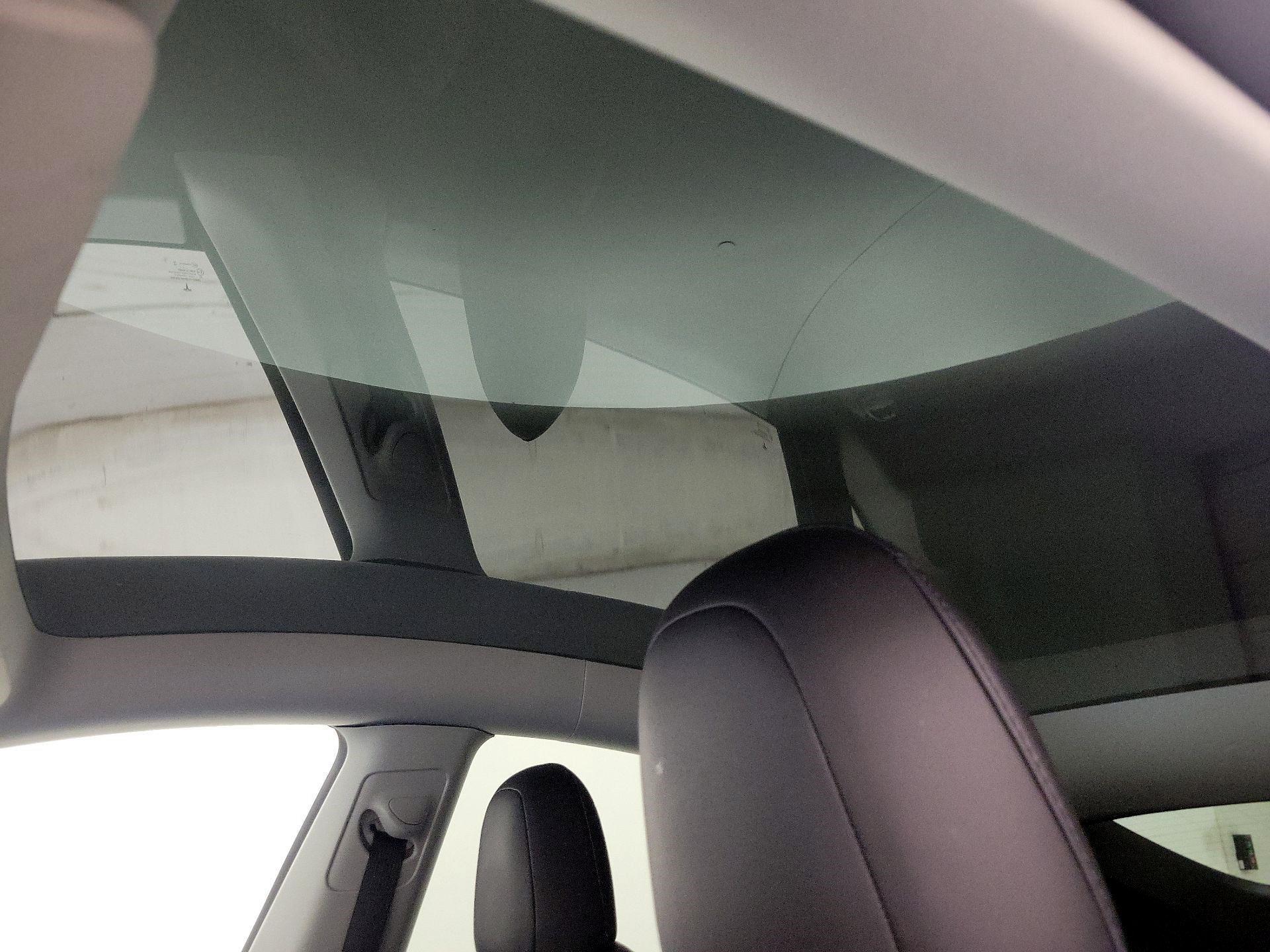 Thumbnail: 2022 Tesla Model Y - 18