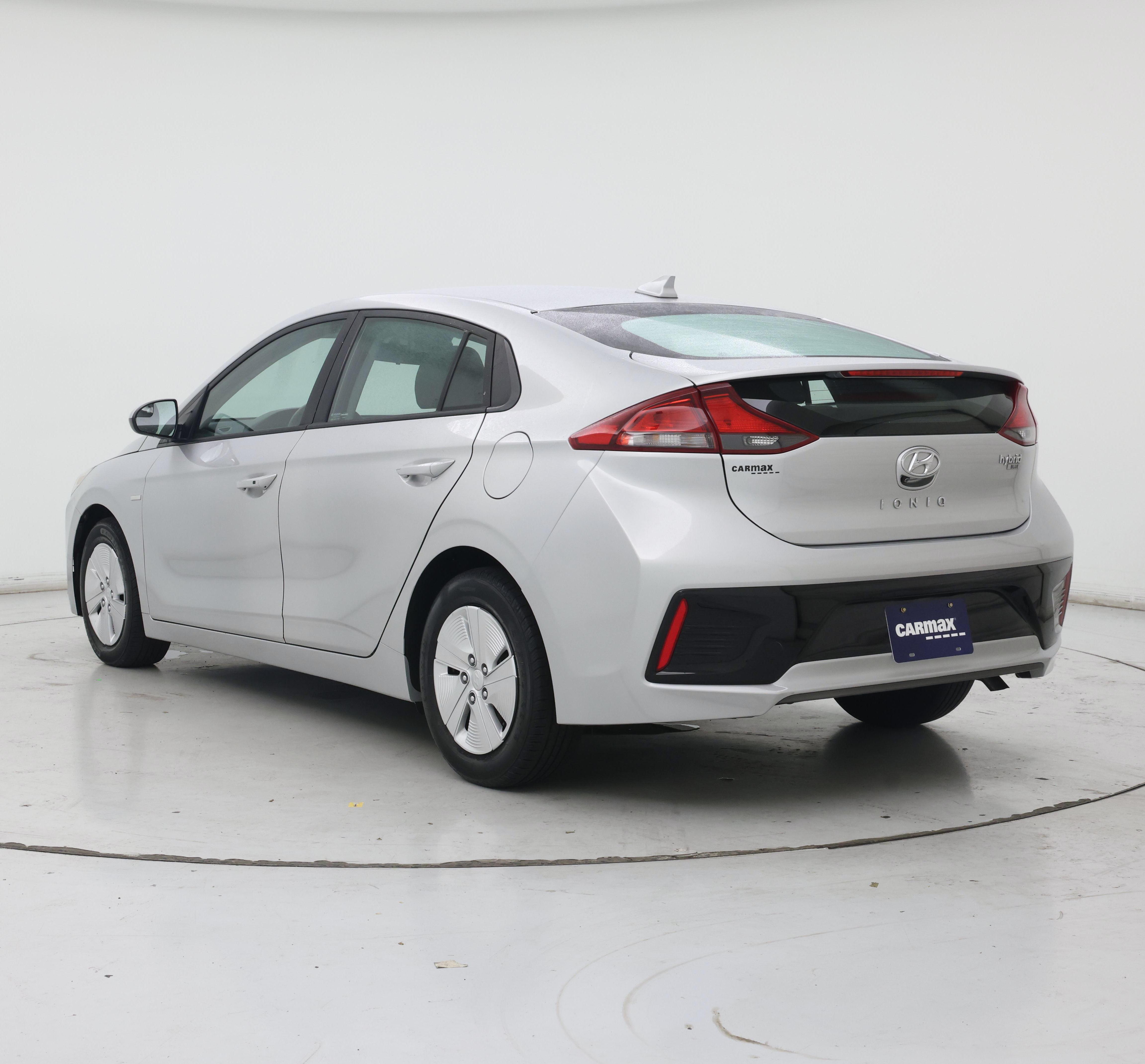 Thumbnail: 2019 Hyundai Ioniq - 2