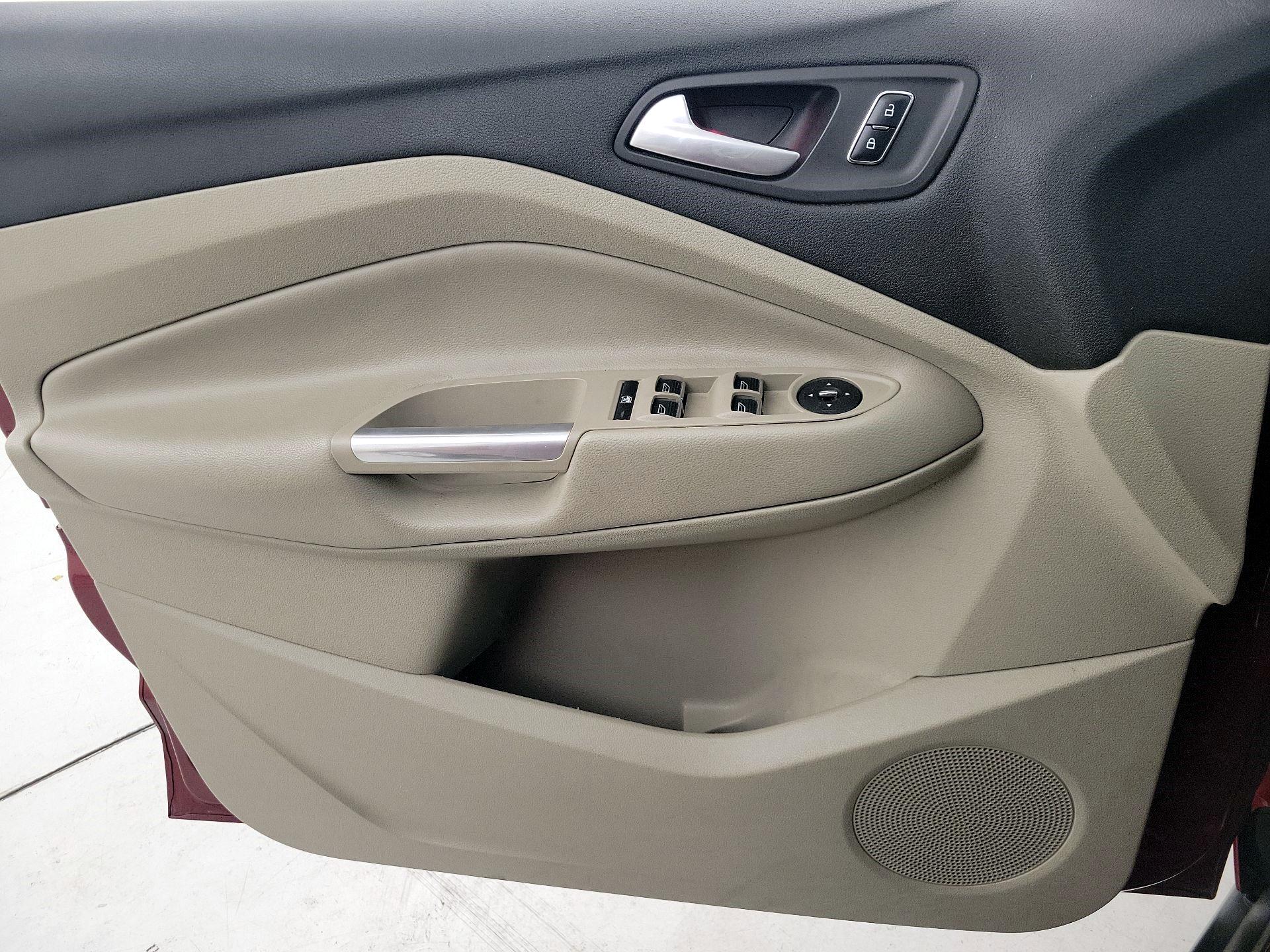 Thumbnail: 2014 Ford C-Max - 12