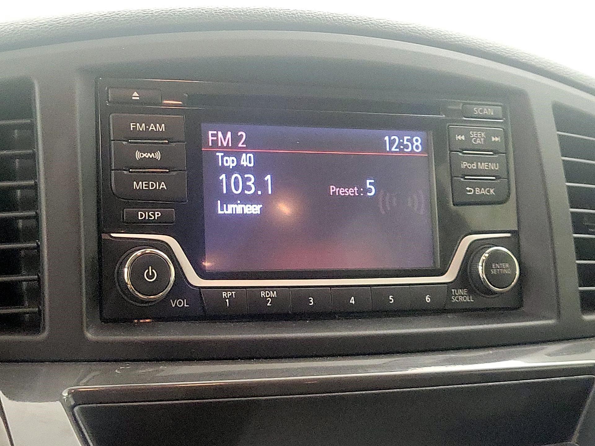 Thumbnail: 2015 Nissan Quest - 15