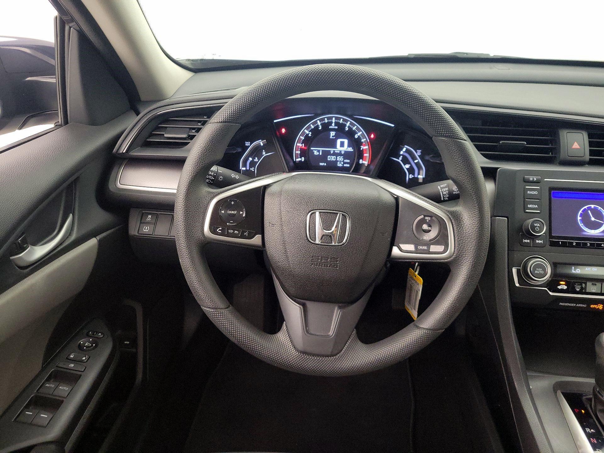 Thumbnail: 2016 Honda Civic - 10