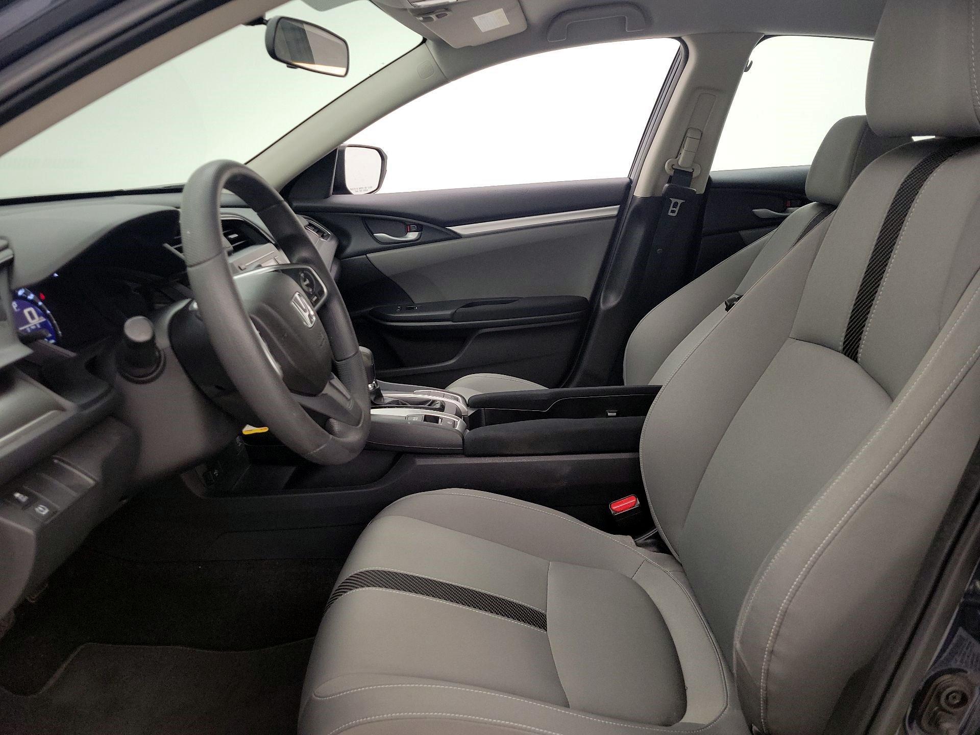 Thumbnail: 2016 Honda Civic - 11