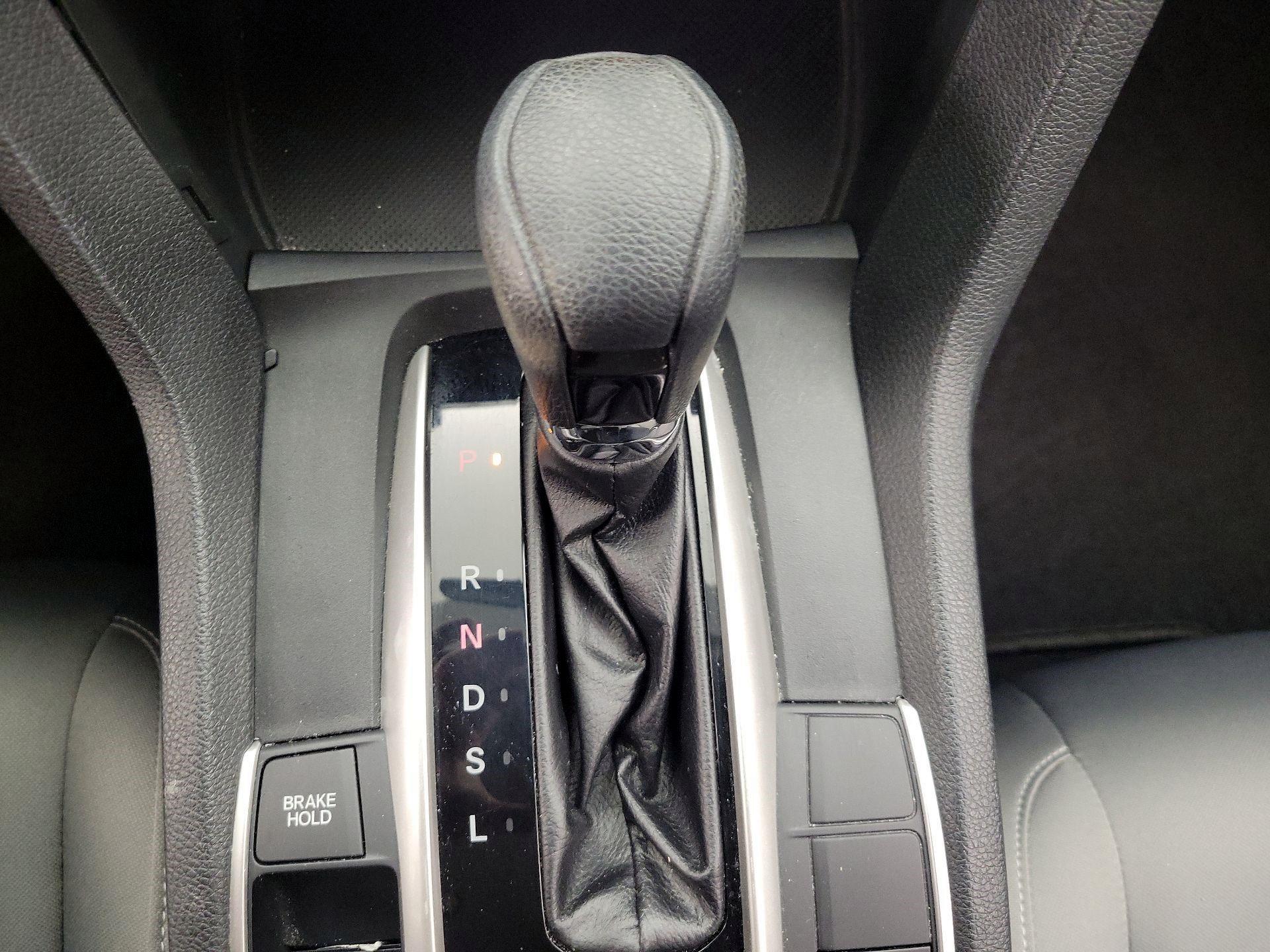 Thumbnail: 2016 Honda Civic - 17