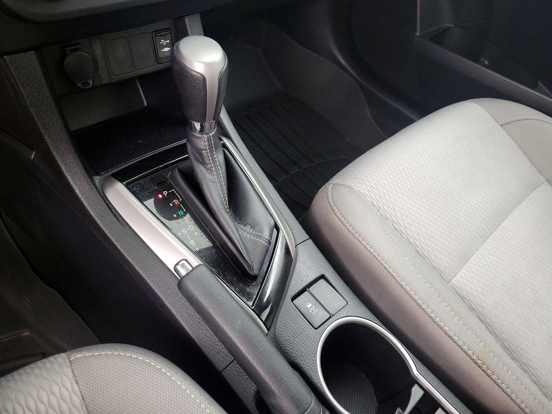 Thumbnail: 2014 Toyota Corolla - 17