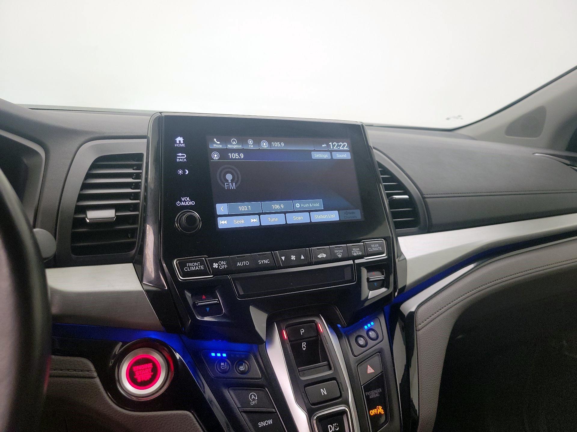 Thumbnail: 2018 Honda Odyssey - 16