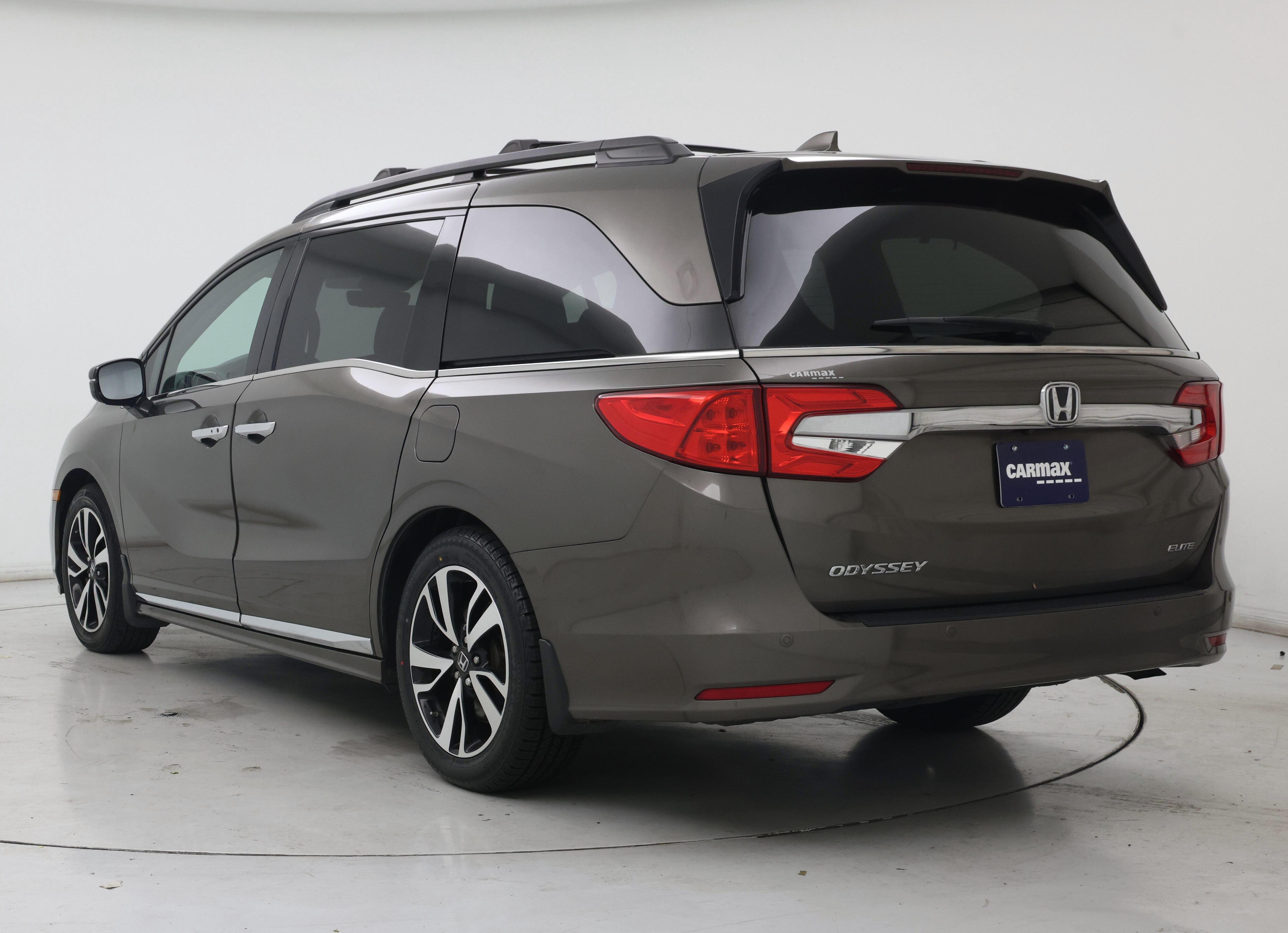 Thumbnail: 2018 Honda Odyssey - 2