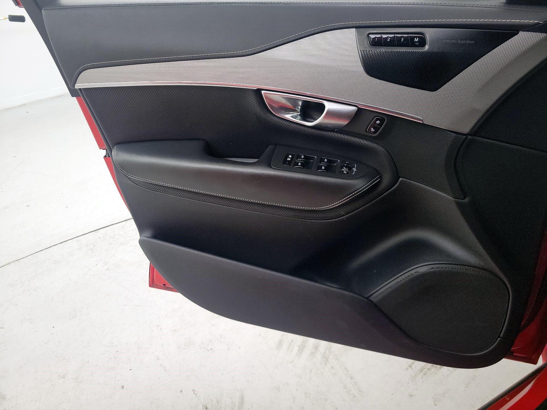 Thumbnail: 2019 Volvo XC90 - 12