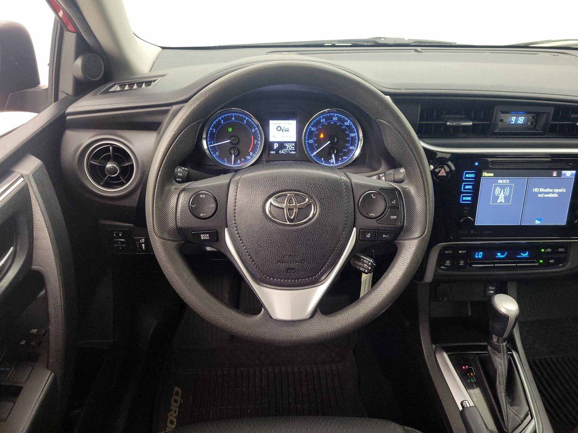 Thumbnail: 2017 Toyota Corolla - 10