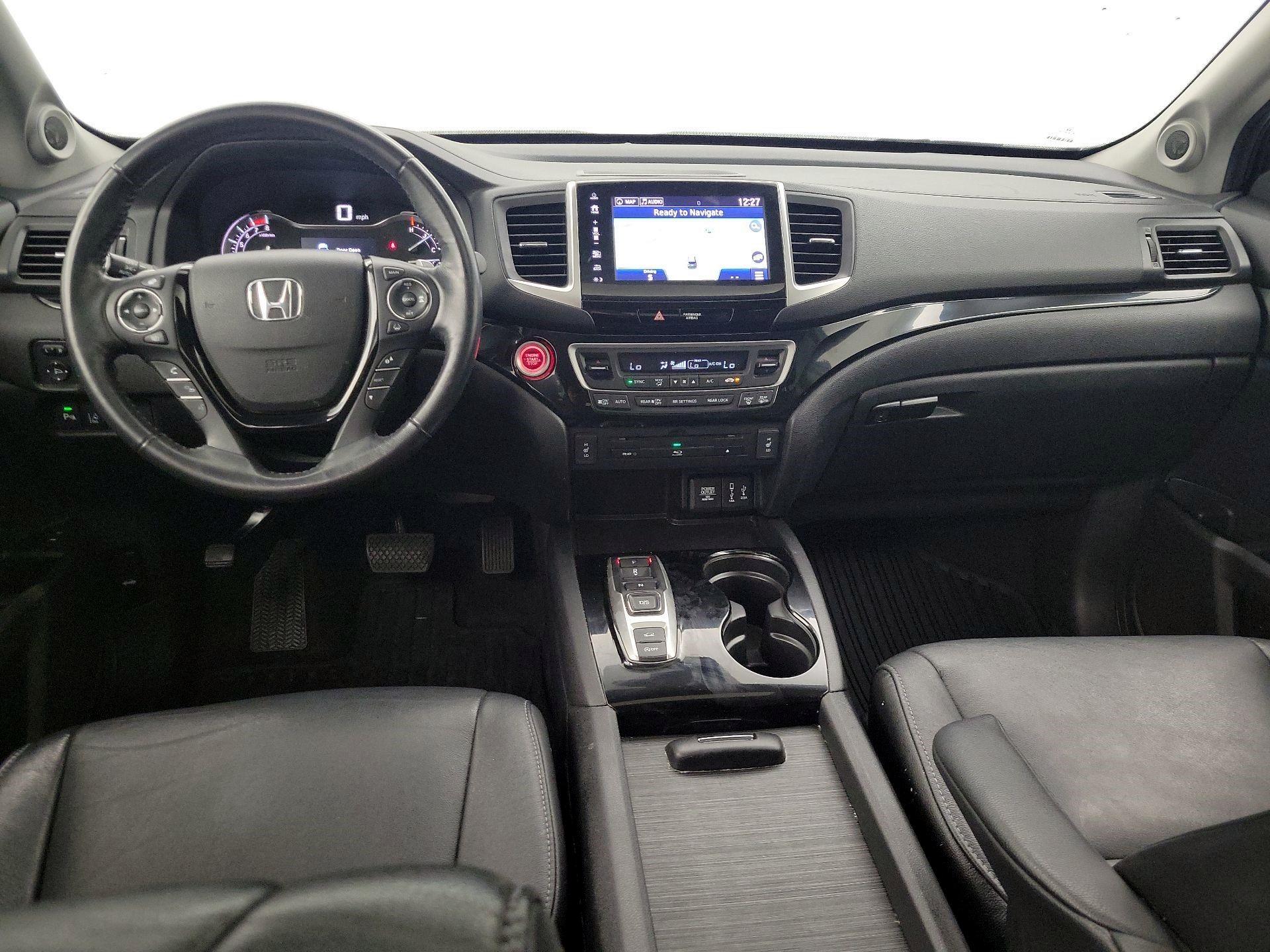 Thumbnail: 2018 Honda Pilot - 9
