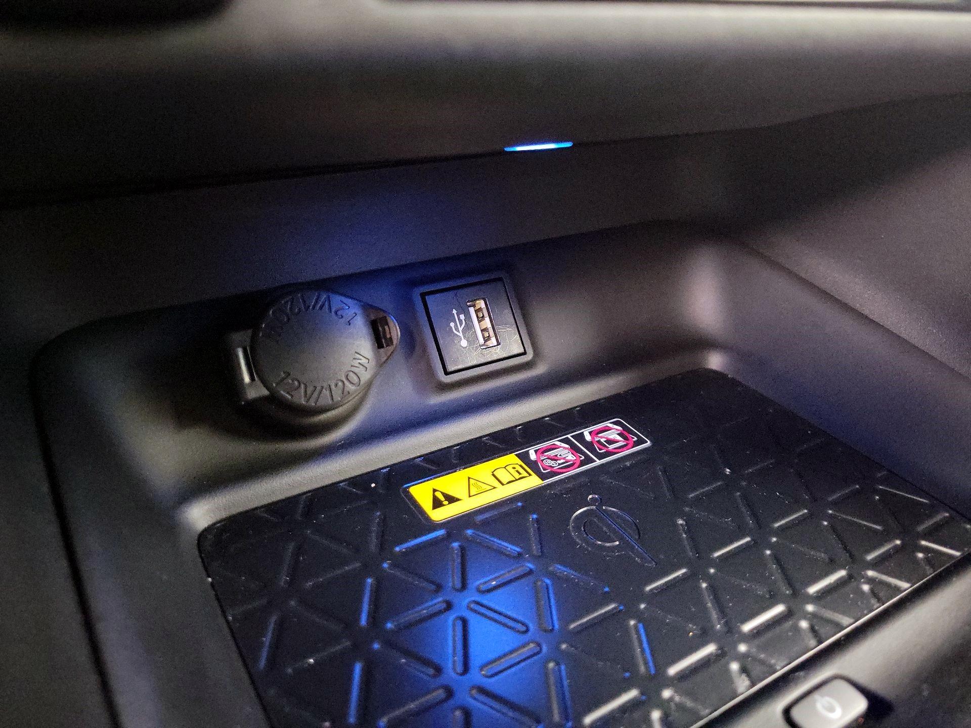 Thumbnail: 2023 Toyota RAV4 - 19