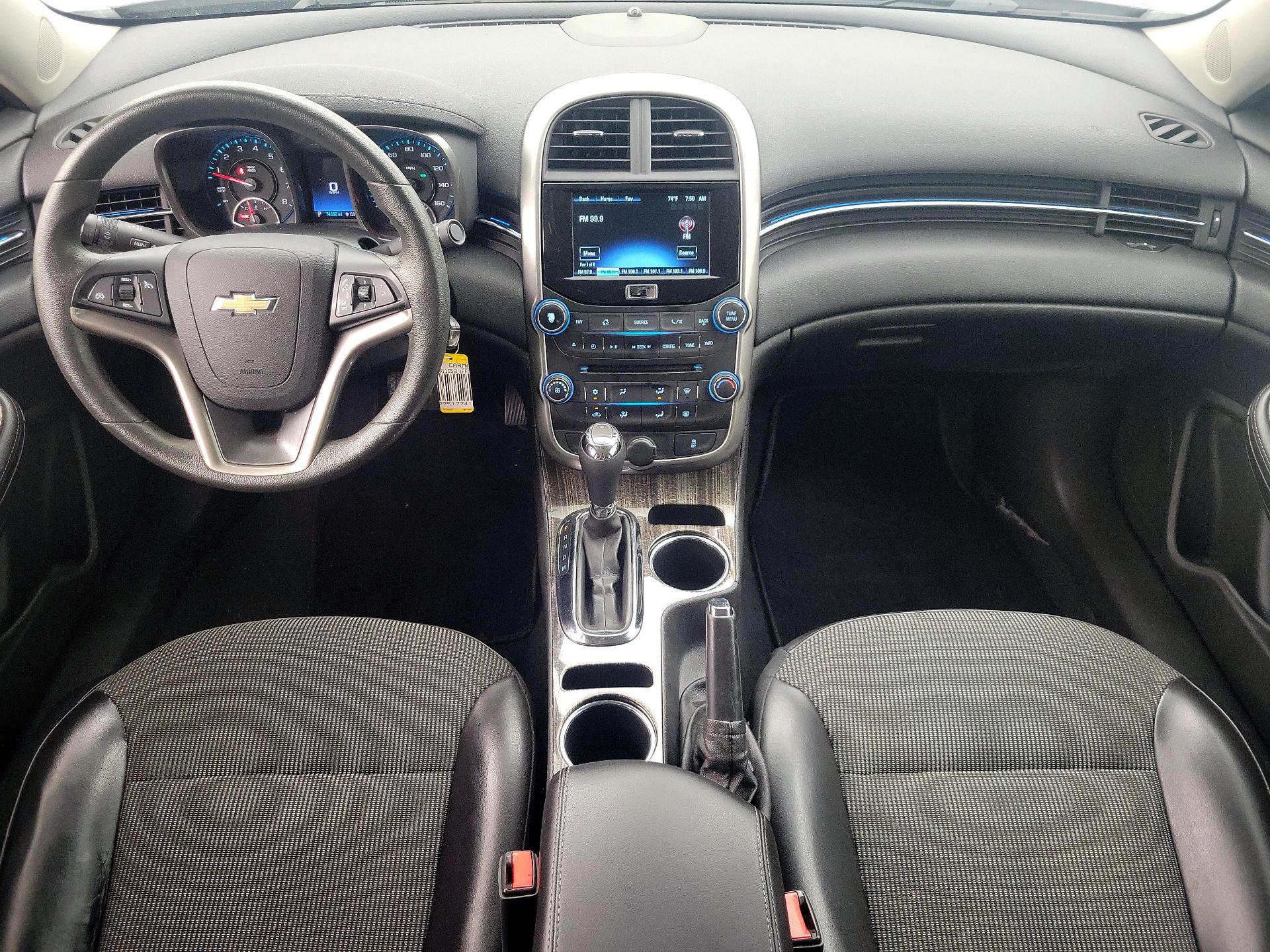 Thumbnail: 2015 Chevrolet Malibu - 9