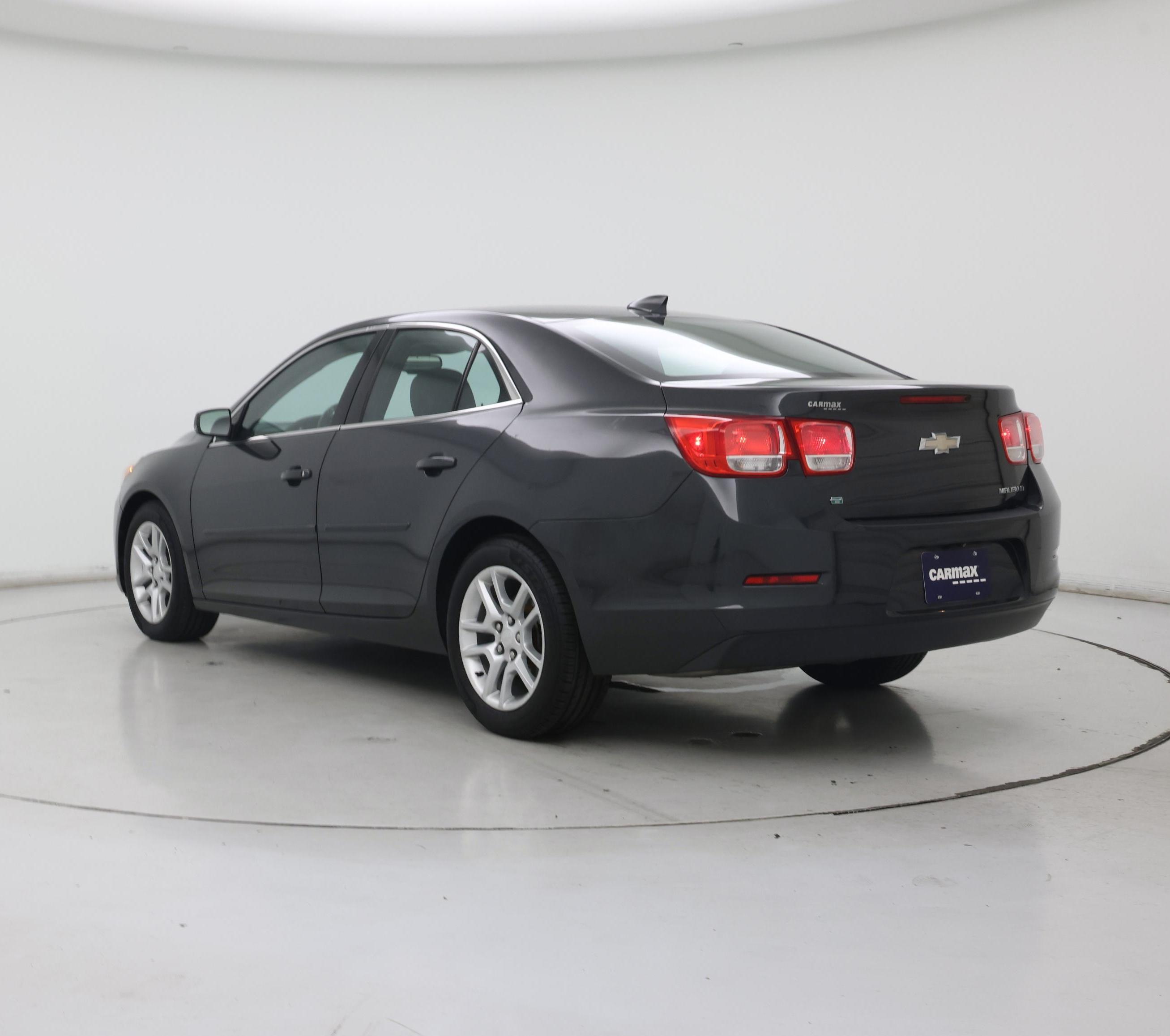 Thumbnail: 2015 Chevrolet Malibu - 2
