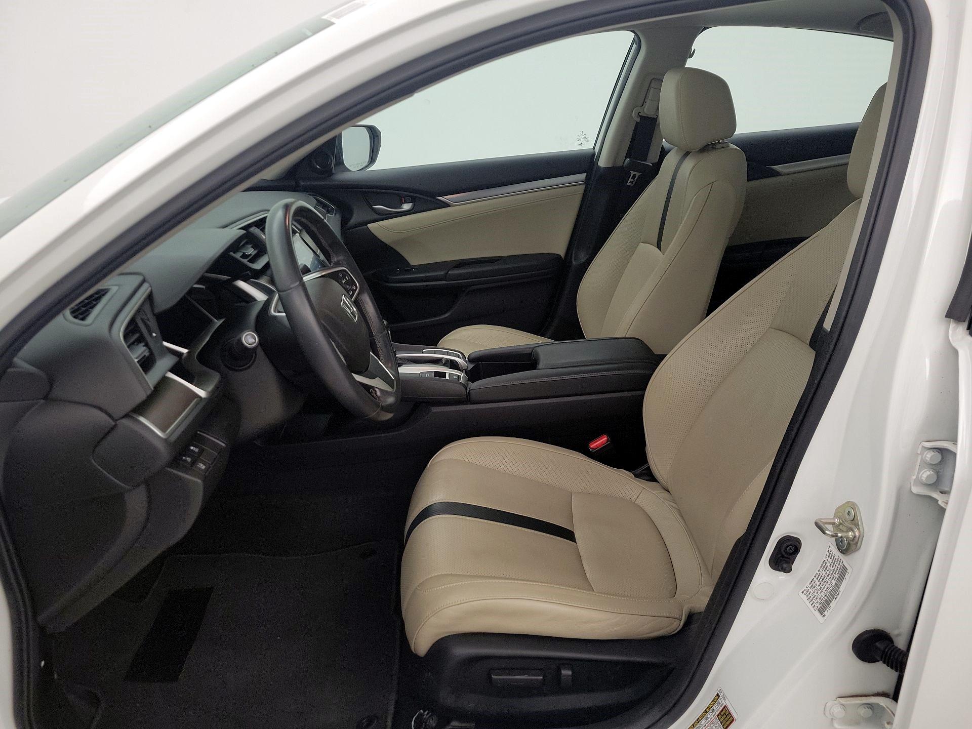 Thumbnail: 2016 Honda Civic - 11